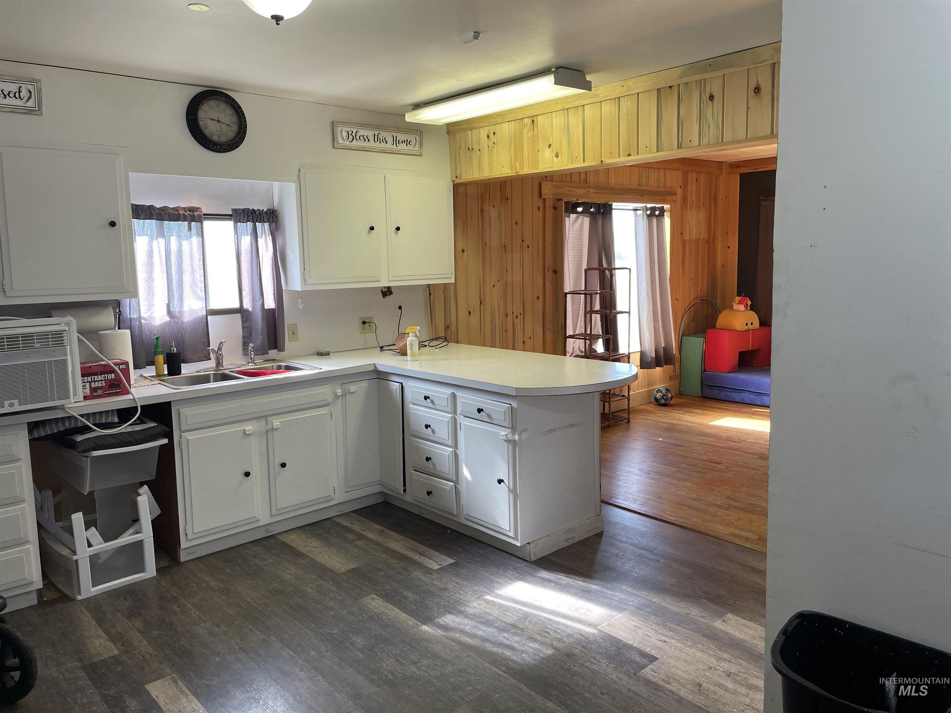 3201 Darby, Moscow, Idaho 83843, 2 Bedrooms, 1 Bathroom, Residential For Sale, Price $550,000,MLS 98986377