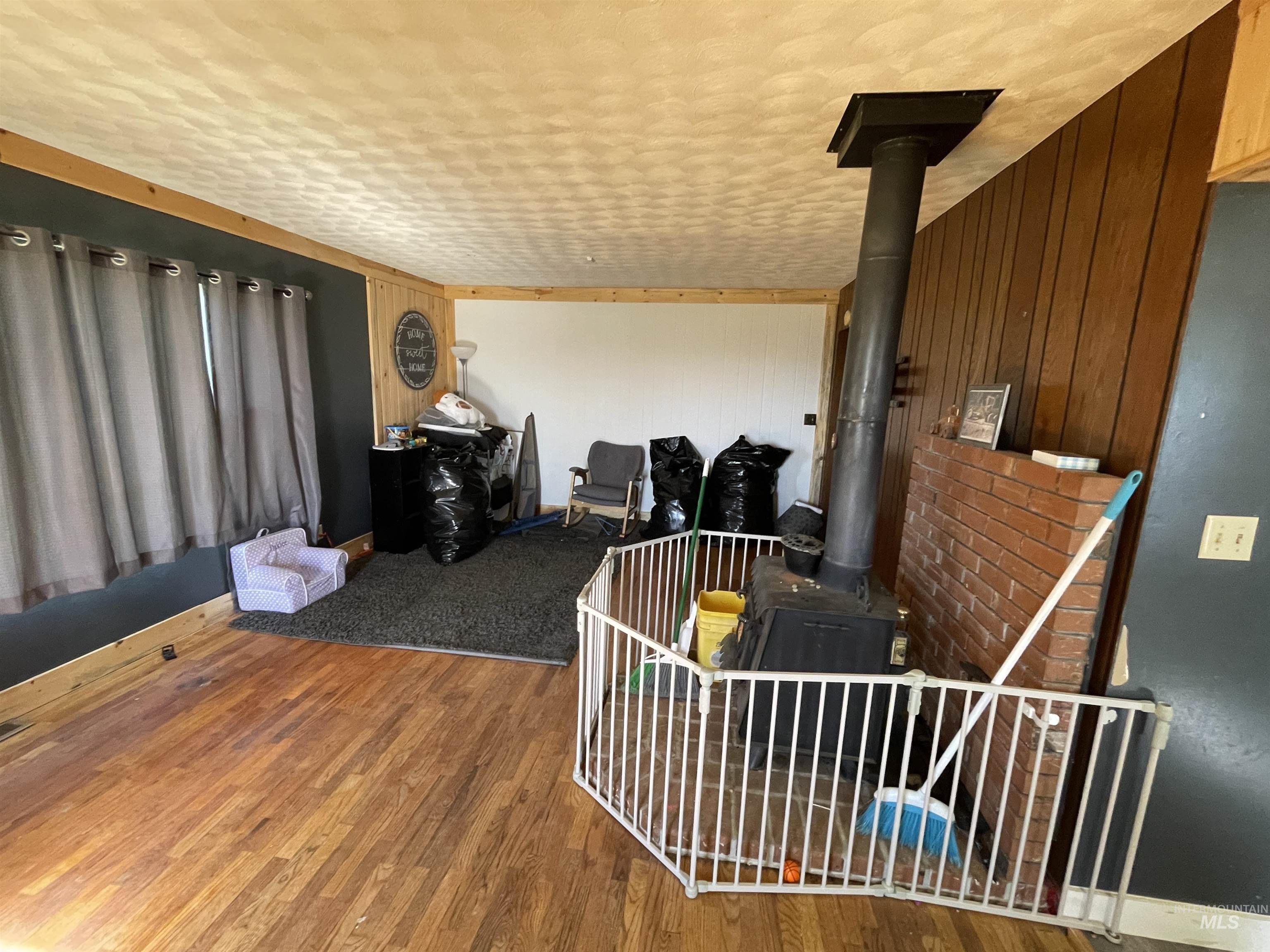 3201 Darby, Moscow, Idaho 83843, 2 Bedrooms, 1 Bathroom, Residential For Sale, Price $550,000,MLS 98986377