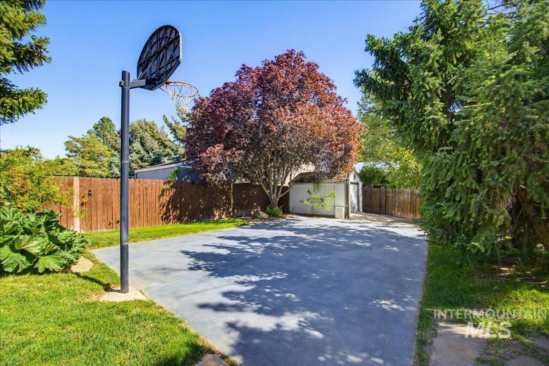 3182 S Canonero Way, Boise, Idaho 83709, 4 Bedrooms, 3.5 Bathrooms, Residential For Sale, Price $999,975, 98986383