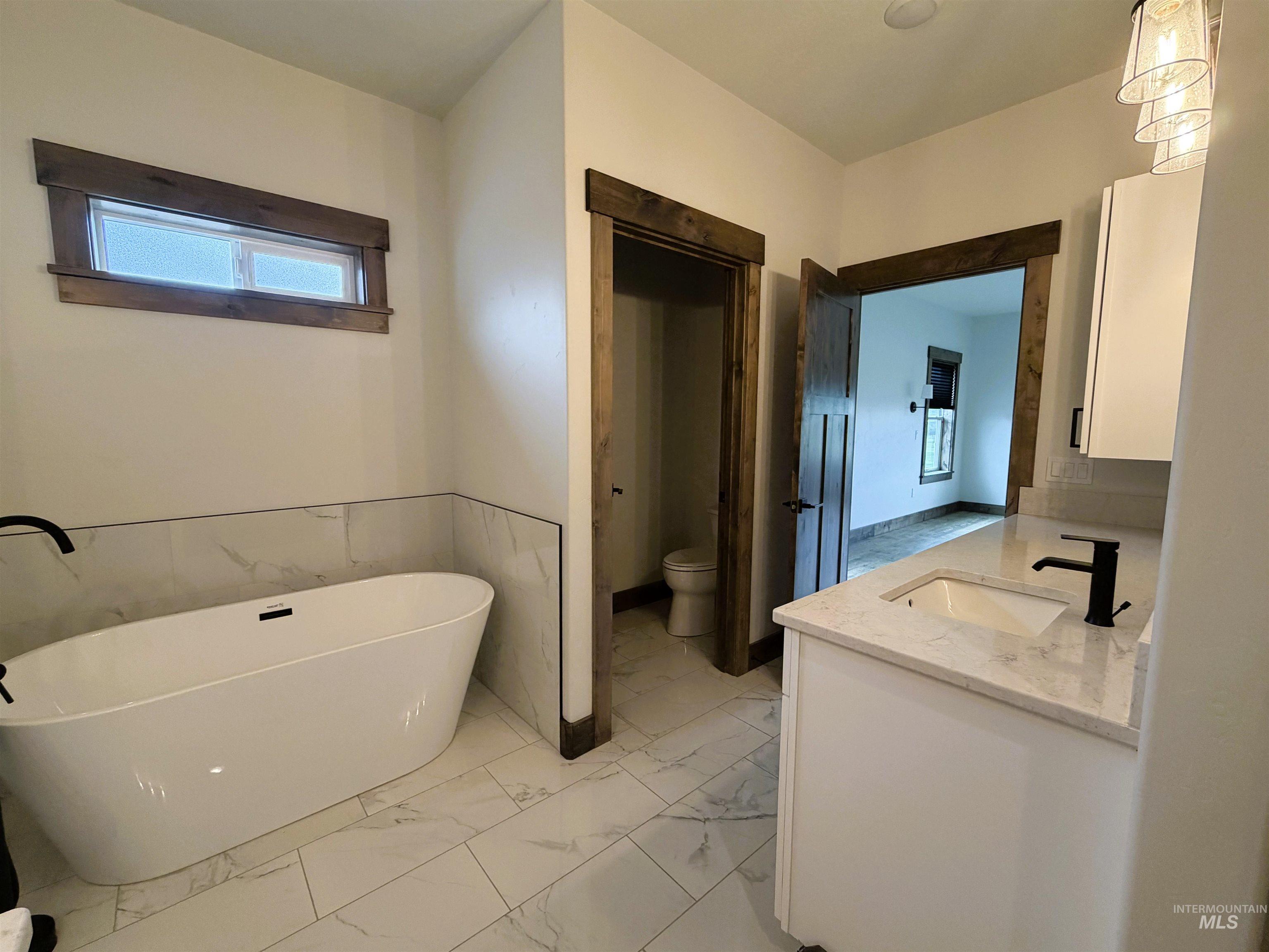 2154 Fairway Dr., Council, Idaho 83612, 3 Bedrooms, 2.5 Bathrooms, Residential For Sale, Price $639,000, 98986384