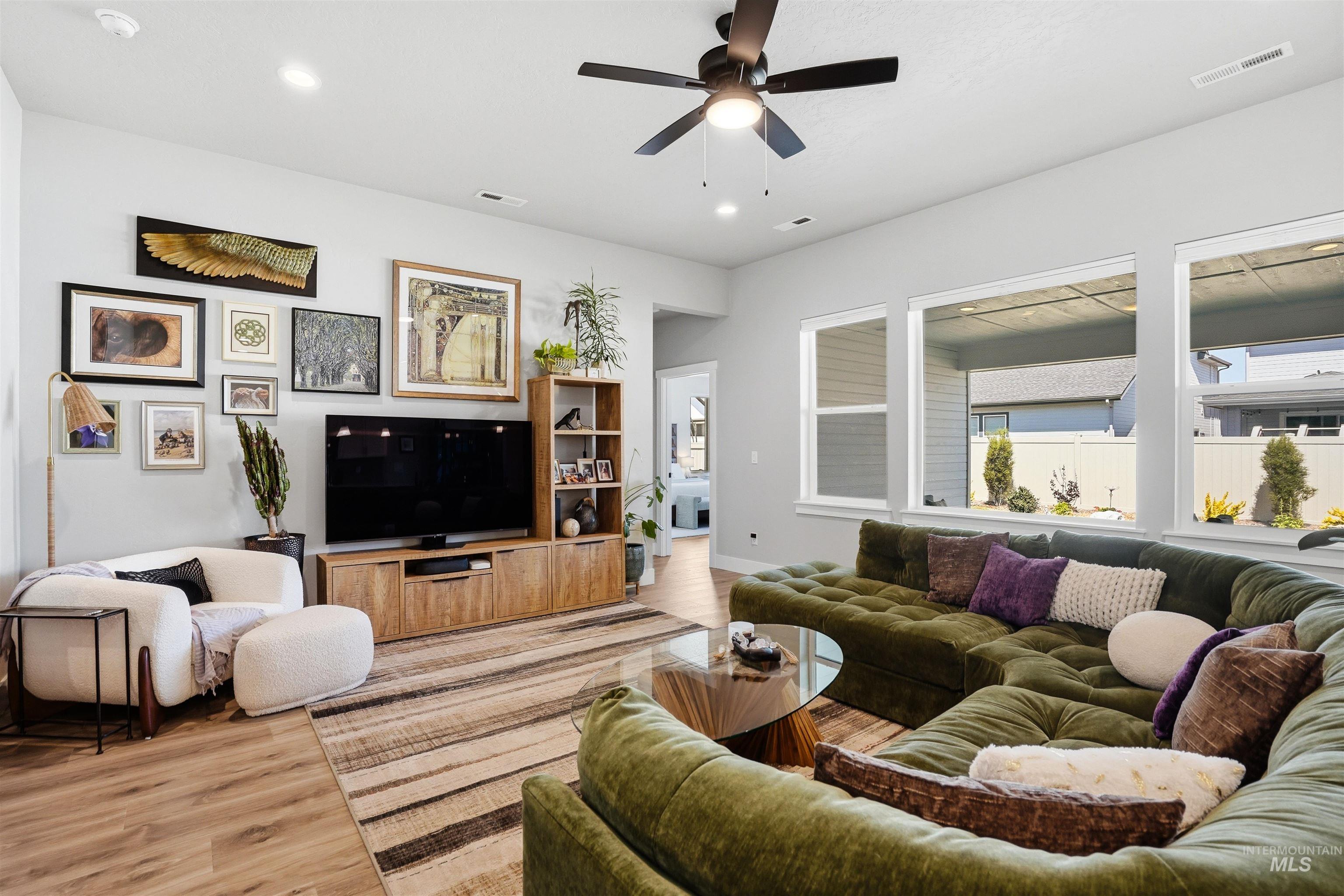 6174 W Parachute Dr, Meridian, Idaho 83646, 3 Bedrooms, 2.5 Bathrooms, Residential For Sale, Price $650,000,MLS 98986385