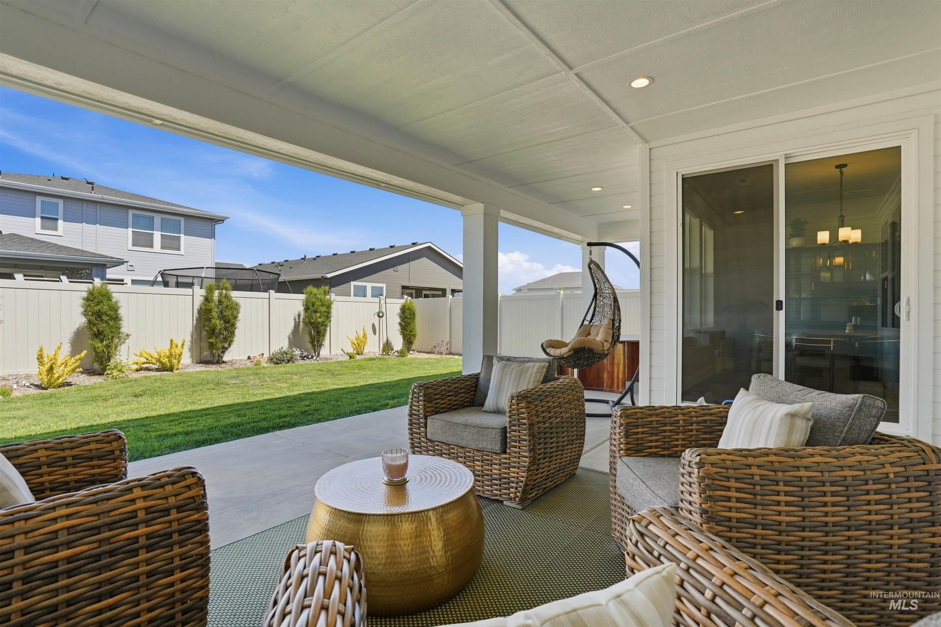 6174 W Parachute Dr, Meridian, Idaho 83646, 3 Bedrooms, 2.5 Bathrooms, Residential For Sale, Price $650,000,MLS 98986385
