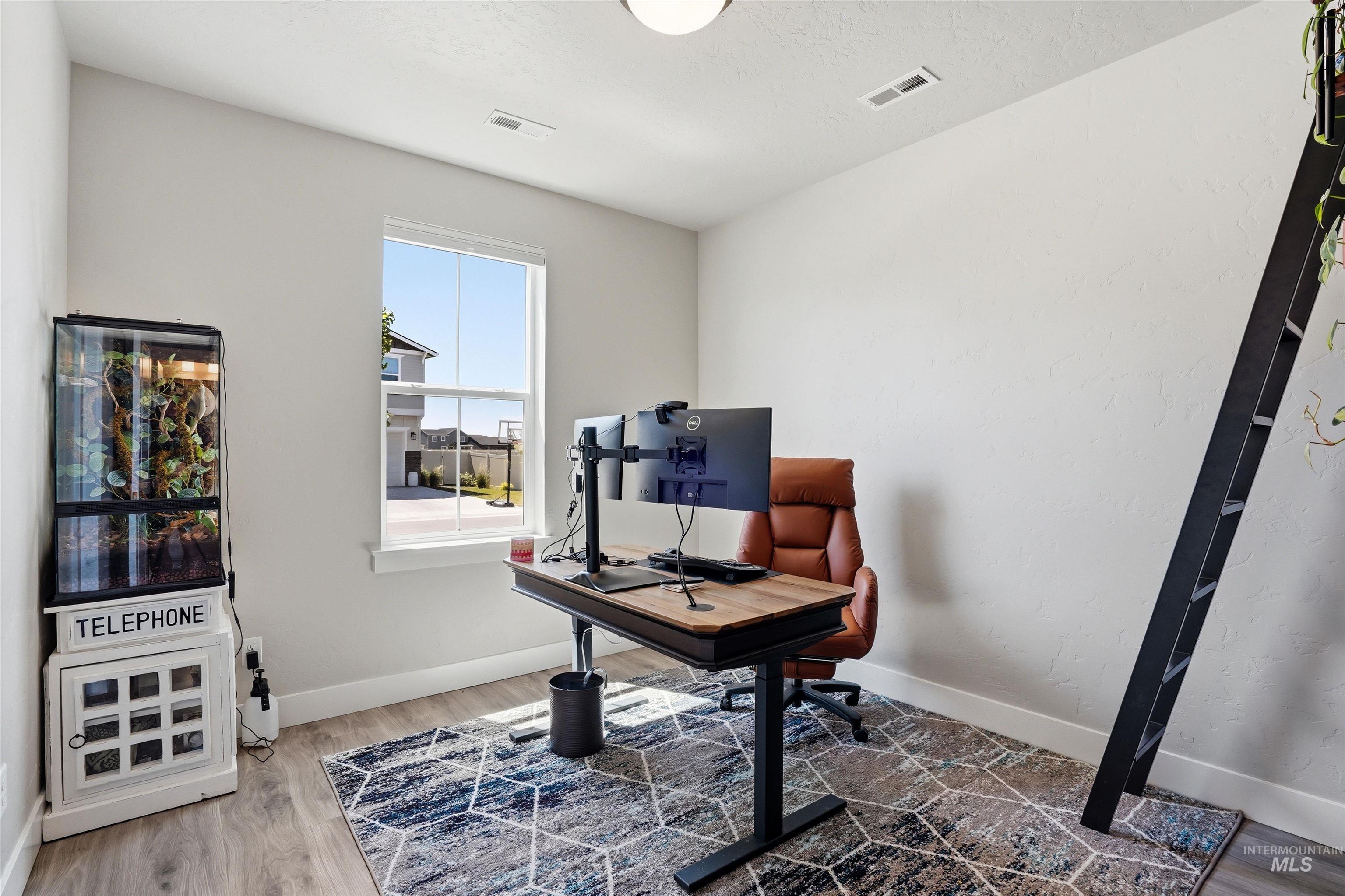 6174 W Parachute Dr, Meridian, Idaho 83646, 3 Bedrooms, 2.5 Bathrooms, Residential For Sale, Price $650,000,MLS 98986385