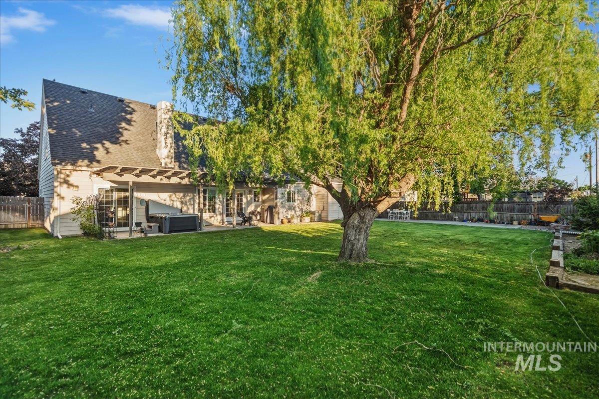 209 Crimson Circle W, Fruitland, Idaho 83619, 4 Bedrooms, 3 Bathrooms, Residential For Sale, Price $479,900, 98986386