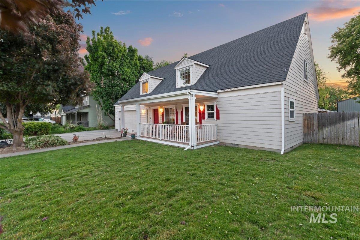 209 Crimson Circle W, Fruitland, Idaho 83619, 4 Bedrooms, 3 Bathrooms, Residential For Sale, Price $479,900, 98986386
