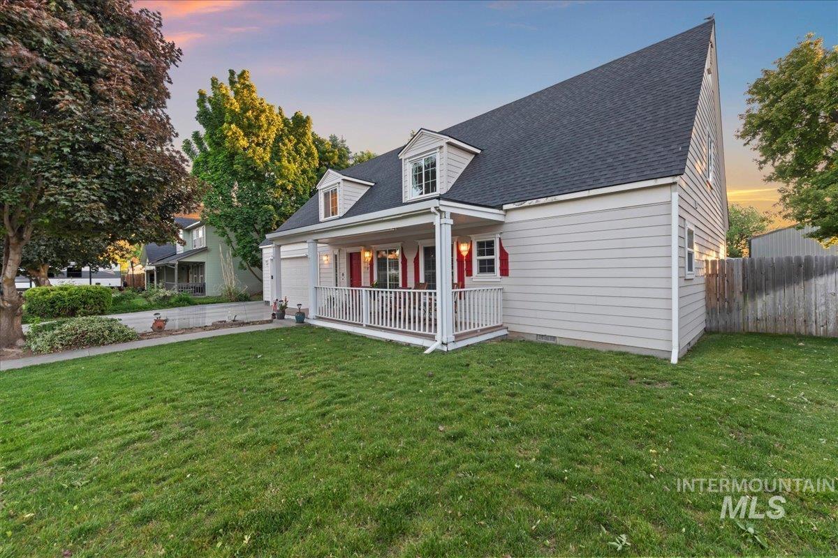 209 Crimson Circle W, Fruitland, Idaho 83619, 4 Bedrooms, 3 Bathrooms, Residential For Sale, Price $479,900, 98986386