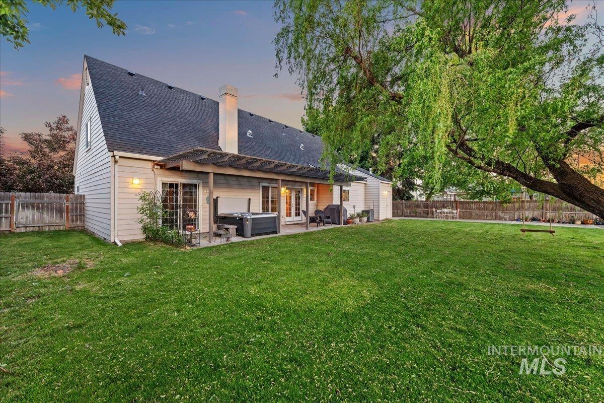209 Crimson Circle W, Fruitland, Idaho 83619, 4 Bedrooms, 3 Bathrooms, Residential For Sale, Price $479,900, 98986386