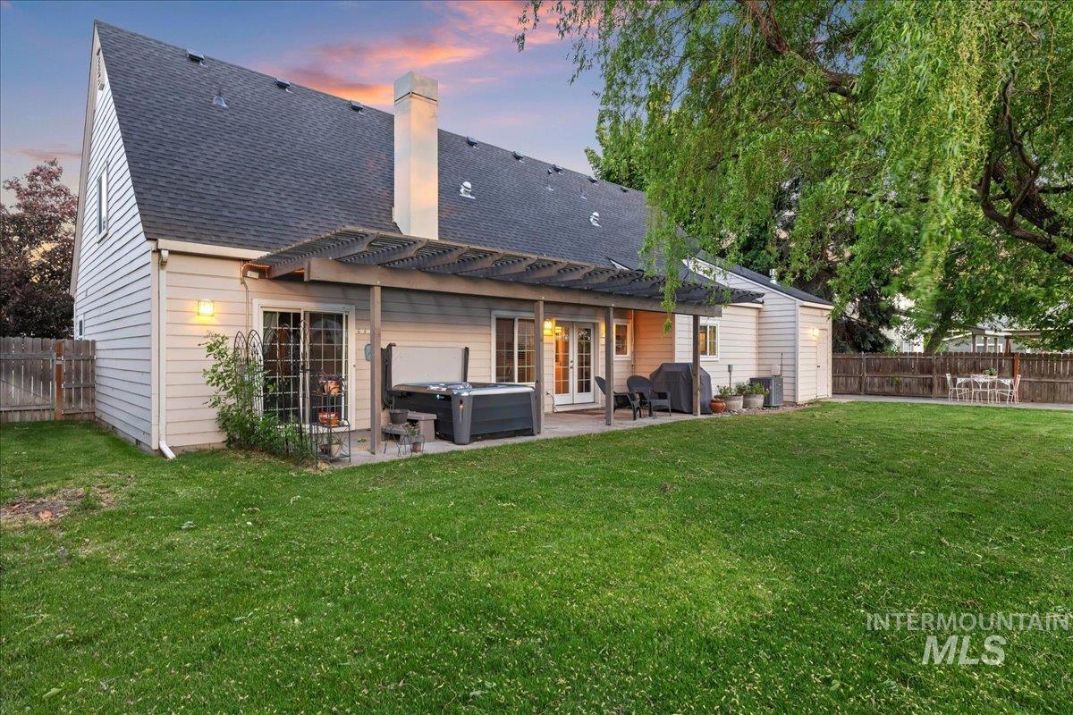 209 Crimson Circle W, Fruitland, Idaho 83619, 4 Bedrooms, 3 Bathrooms, Residential For Sale, Price $479,900, 98986386