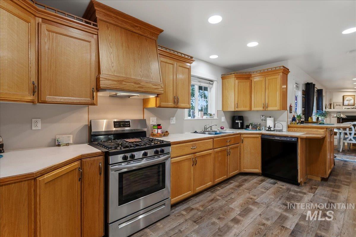 209 Crimson Circle W, Fruitland, Idaho 83619, 4 Bedrooms, 3 Bathrooms, Residential For Sale, Price $479,900, 98986386