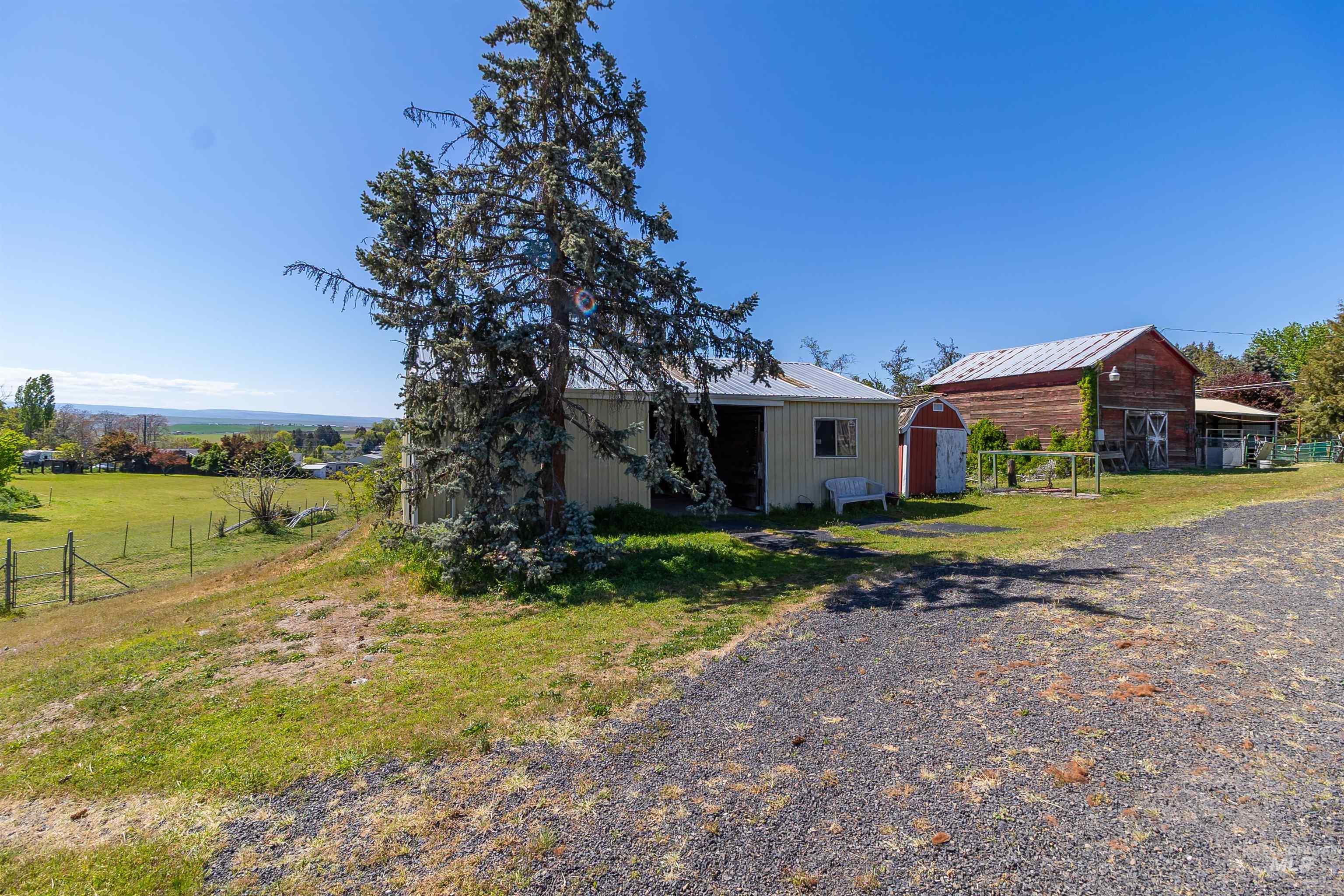3602 11th Street, Lewiston, Idaho 83501, 3 Bedrooms, 2 Bathrooms, Residential For Sale, Price $629,000,MLS 98986387