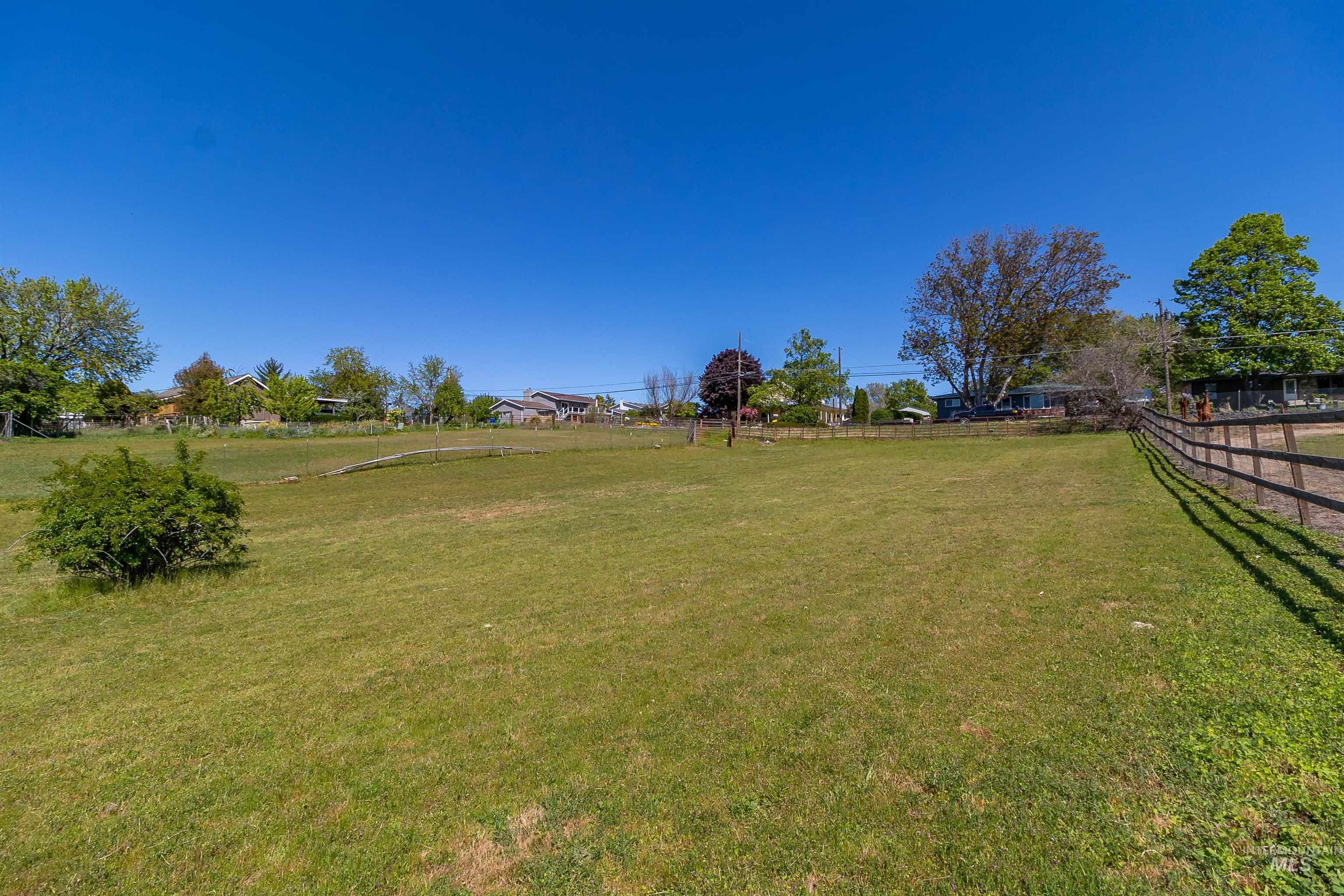 3602 11th Street, Lewiston, Idaho 83501, 3 Bedrooms, 2 Bathrooms, Residential For Sale, Price $629,000,MLS 98986387