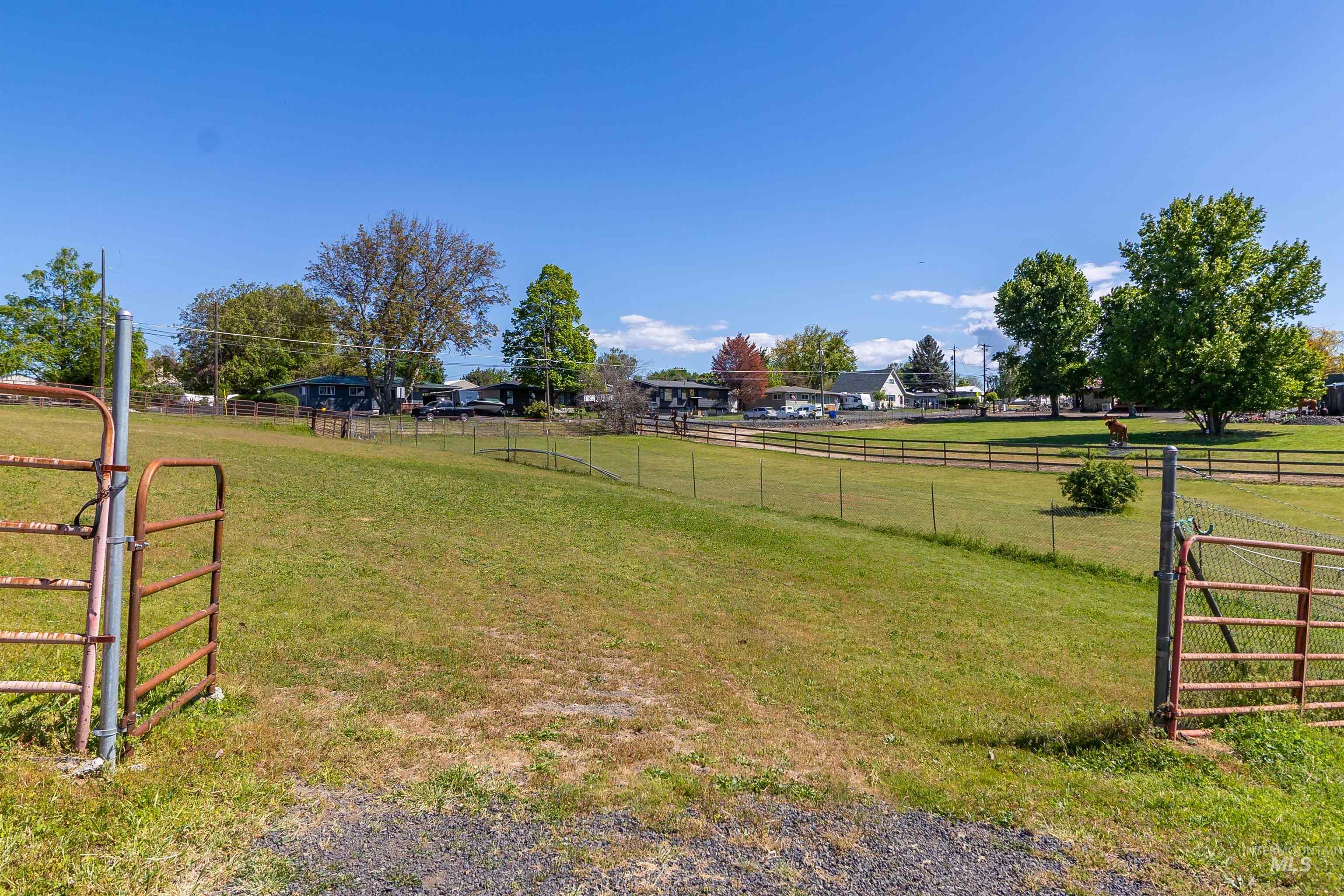 3602 11th Street, Lewiston, Idaho 83501, 3 Bedrooms, 2 Bathrooms, Residential For Sale, Price $629,000,MLS 98986387