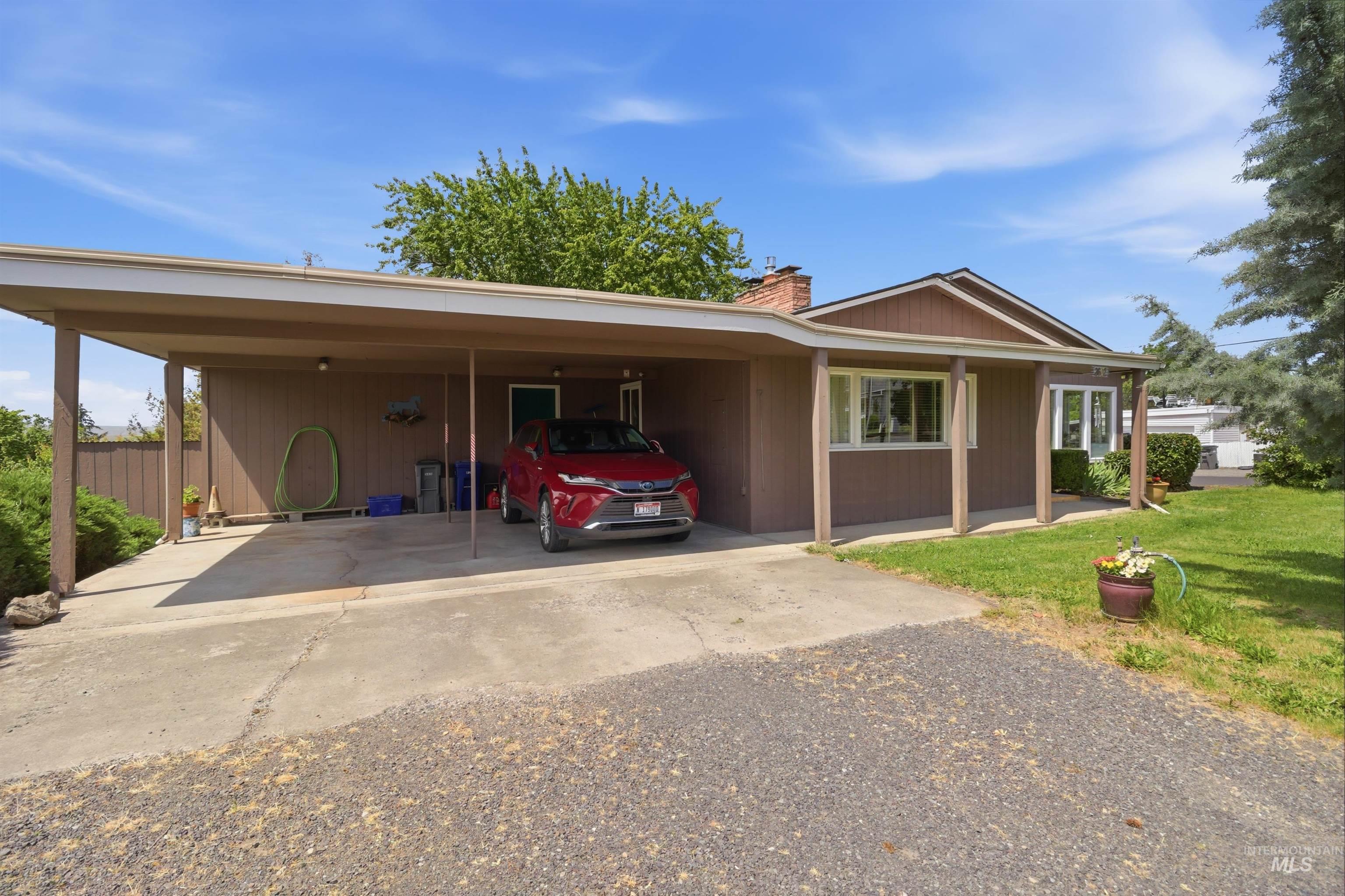 3602 11th Street, Lewiston, Idaho 83501, 3 Bedrooms, 2 Bathrooms, Residential For Sale, Price $629,000, 98986387