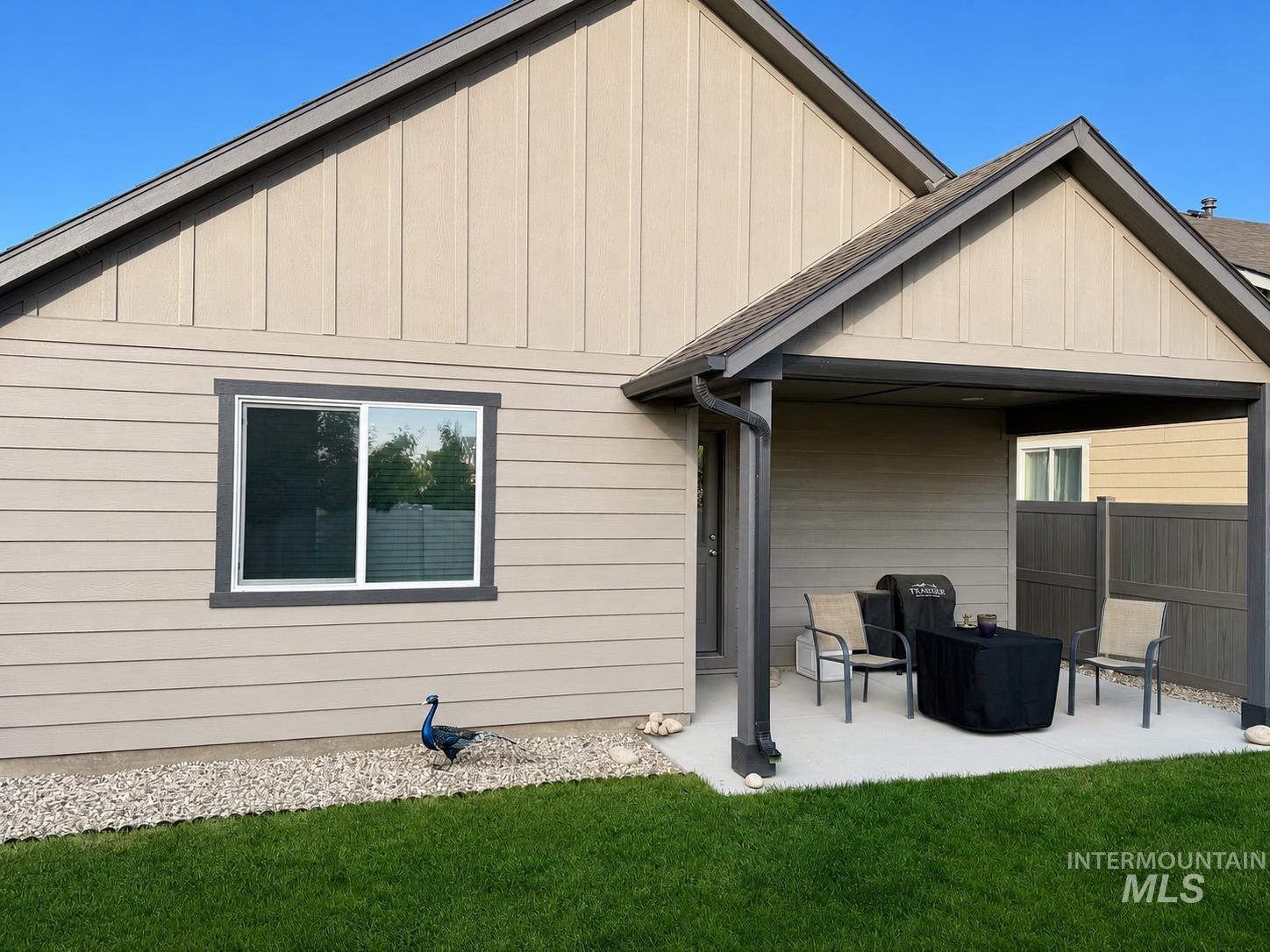 3337 NW 13th Ave, Meridian, Idaho 83646, 2 Bedrooms, 2 Bathrooms, Residential For Sale, Price $399,999, 98986389