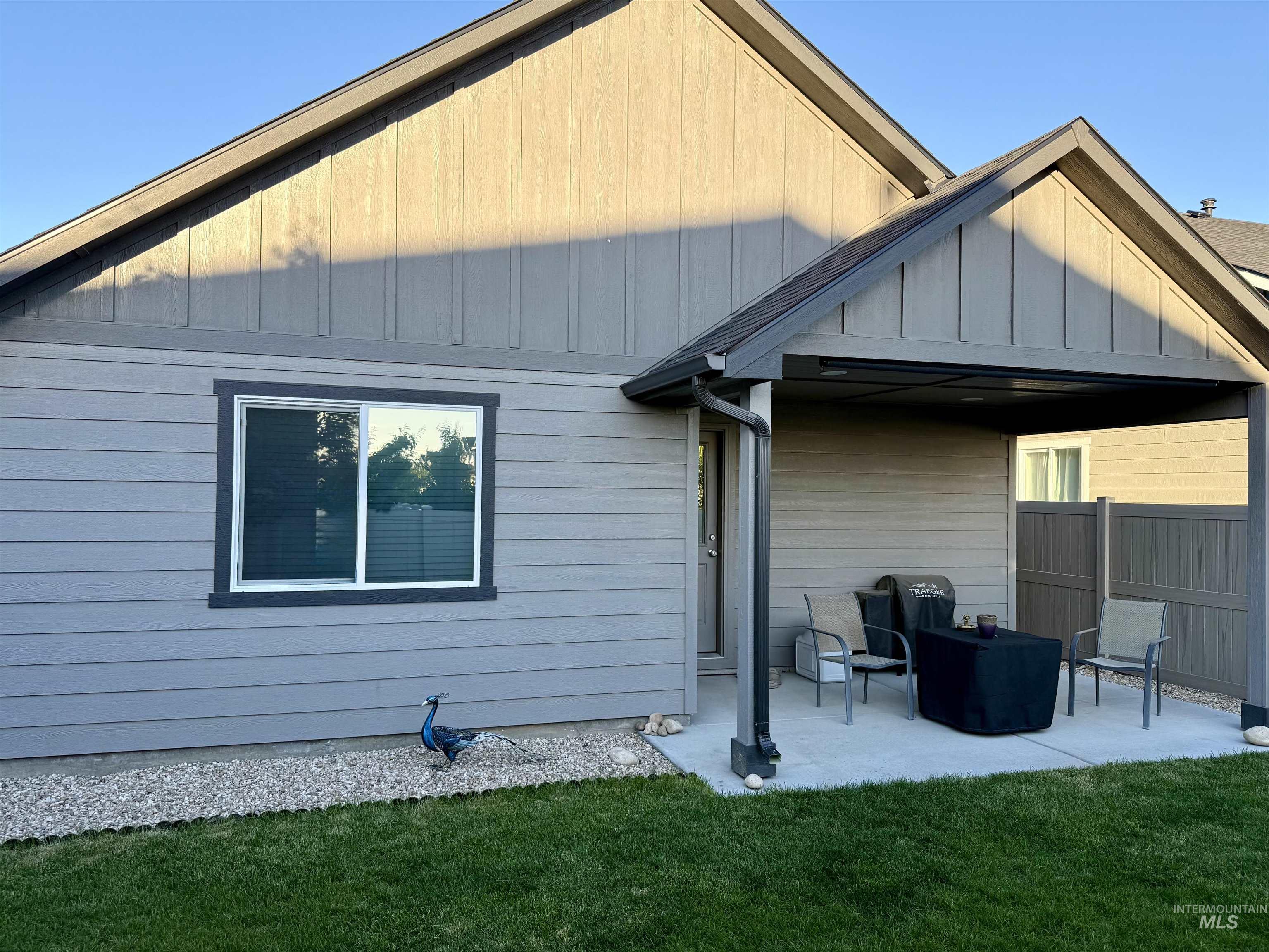 3337 NW 13th Ave, Meridian, Idaho 83646, 2 Bedrooms, 2 Bathrooms, Residential For Sale, Price $408,000, 98986389