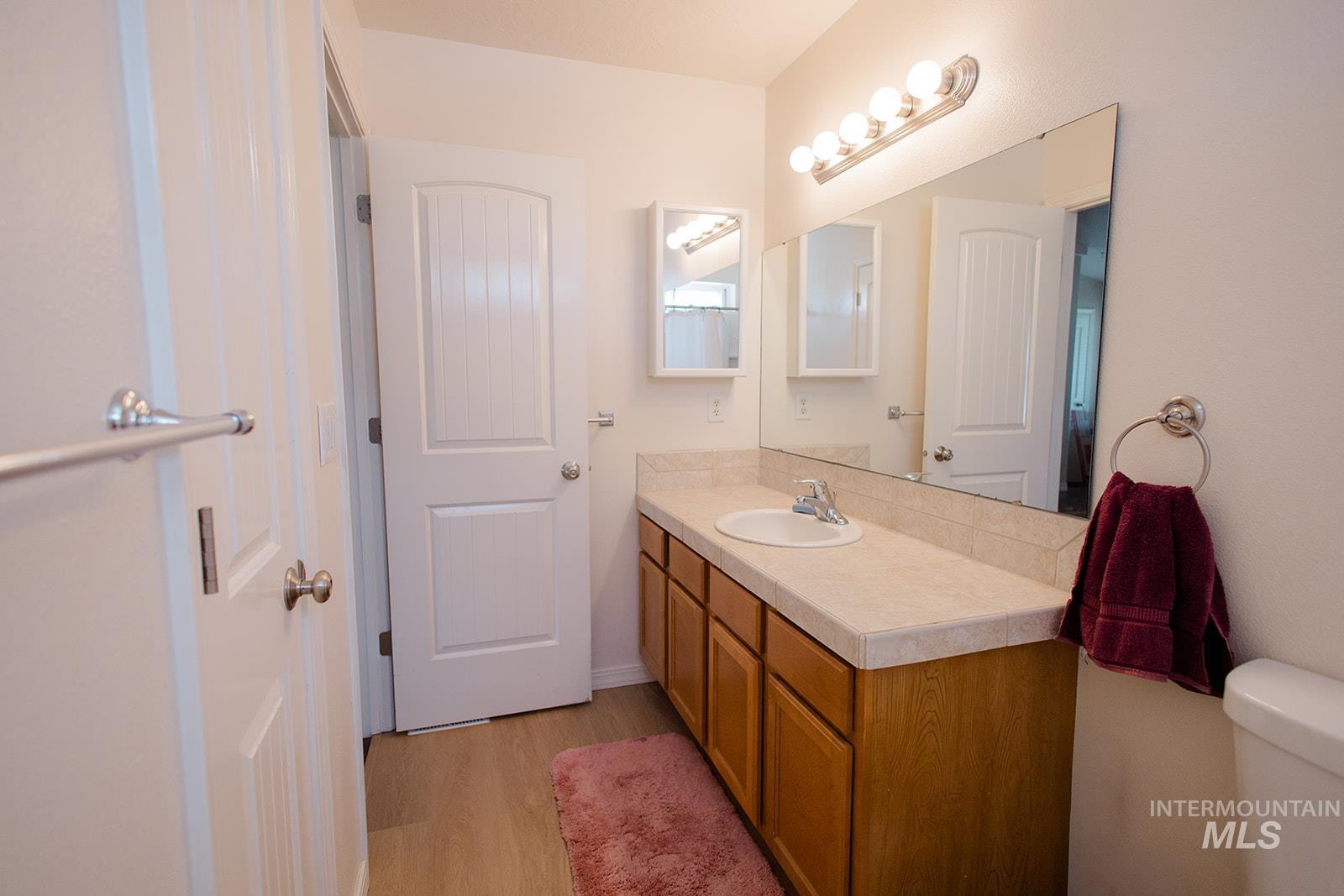1089 NW Amanda Rae, Mountain Home, Idaho 83647, 3 Bedrooms, 2 Bathrooms, Residential For Sale, Price $385,000, 98986390