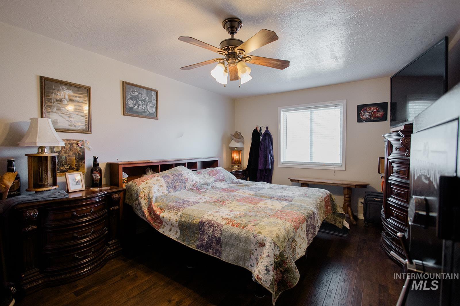 1089 NW Amanda Rae, Mountain Home, Idaho 83647, 3 Bedrooms, 2 Bathrooms, Residential For Sale, Price $385,000, 98986390