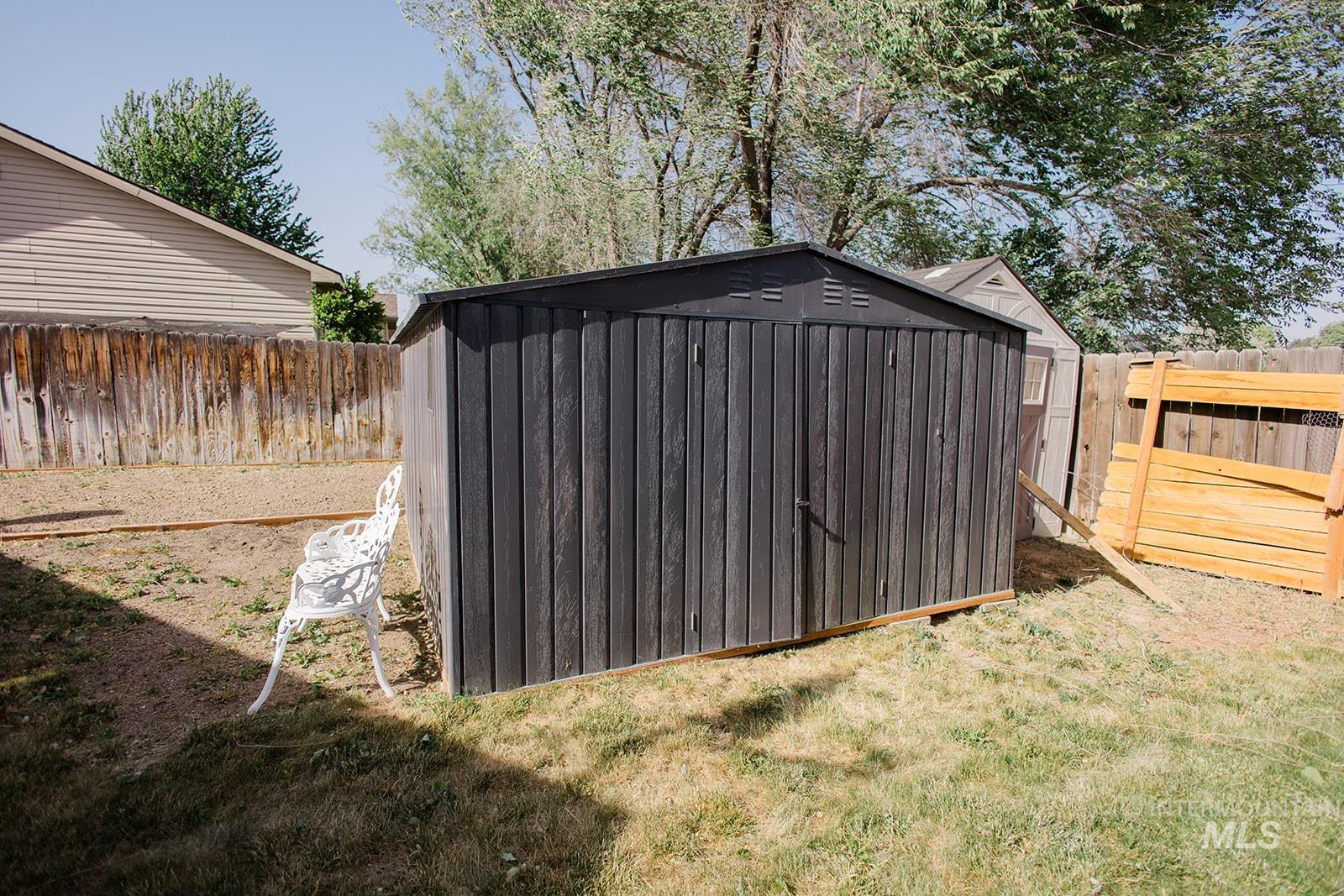 1089 NW Amanda Rae, Mountain Home, Idaho 83647, 3 Bedrooms, 2 Bathrooms, Residential For Sale, Price $385,000, 98986390