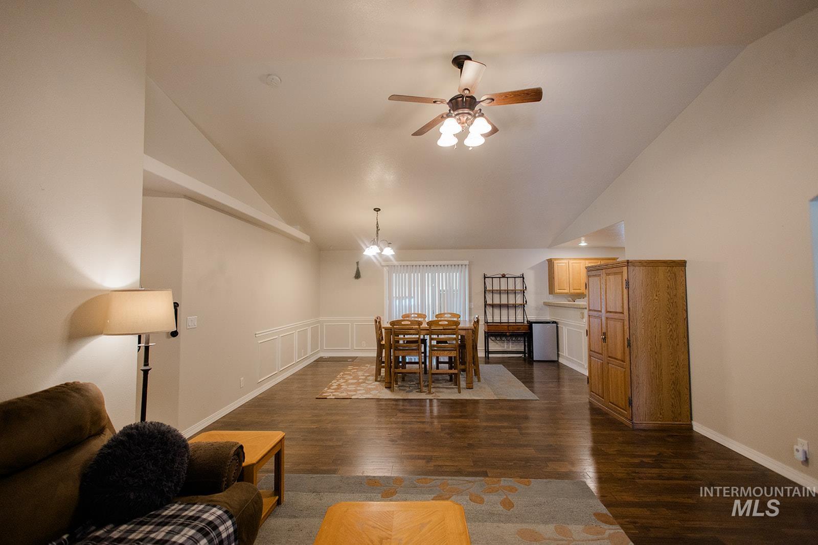 1089 NW Amanda Rae, Mountain Home, Idaho 83647, 3 Bedrooms, 2 Bathrooms, Residential For Sale, Price $385,000, 98986390