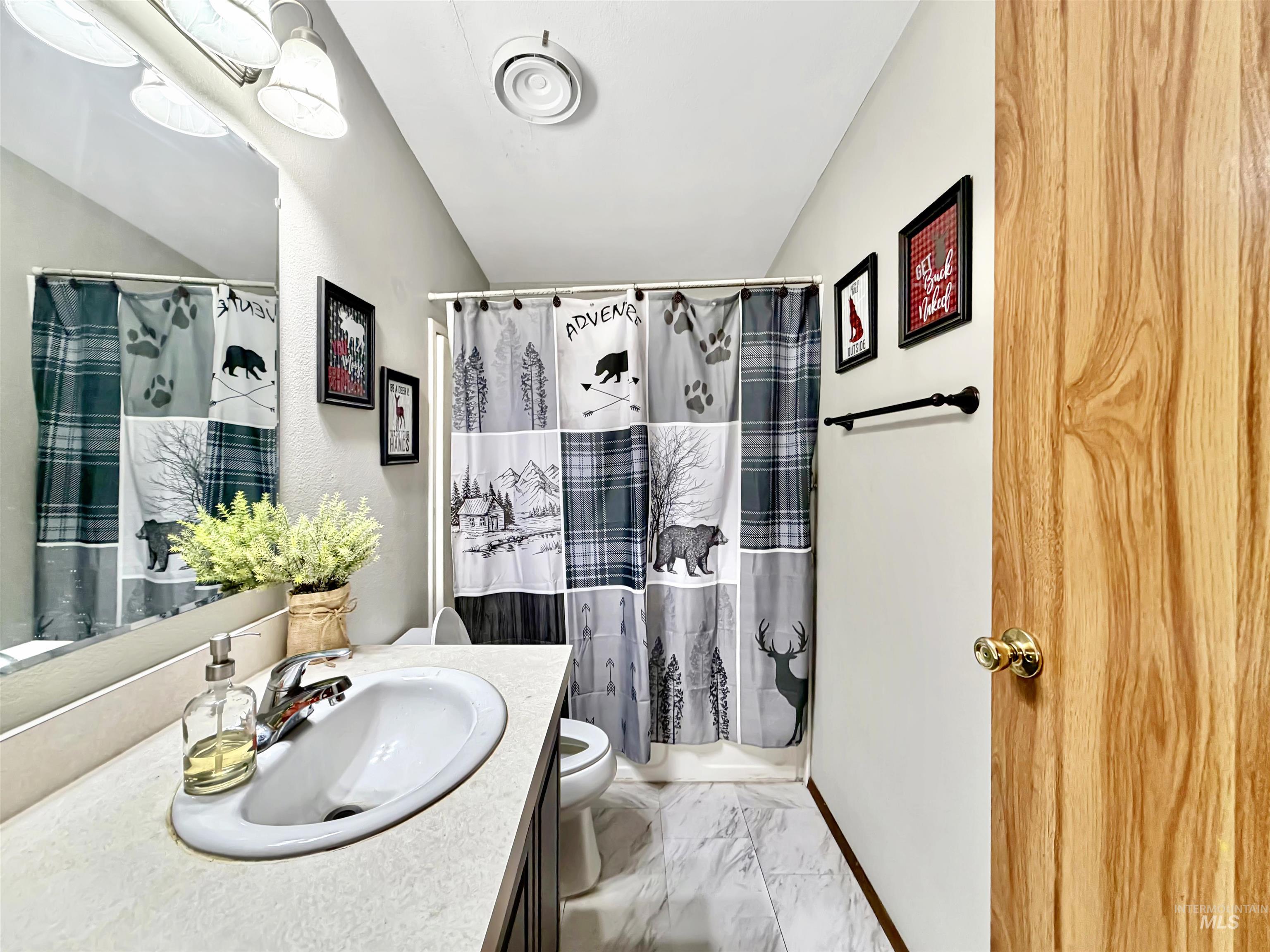 106 Bull Pine Drive, Culdesac, Idaho 83524, 3 Bedrooms, 2 Bathrooms, Residential For Sale, Price $300,000, 98986392