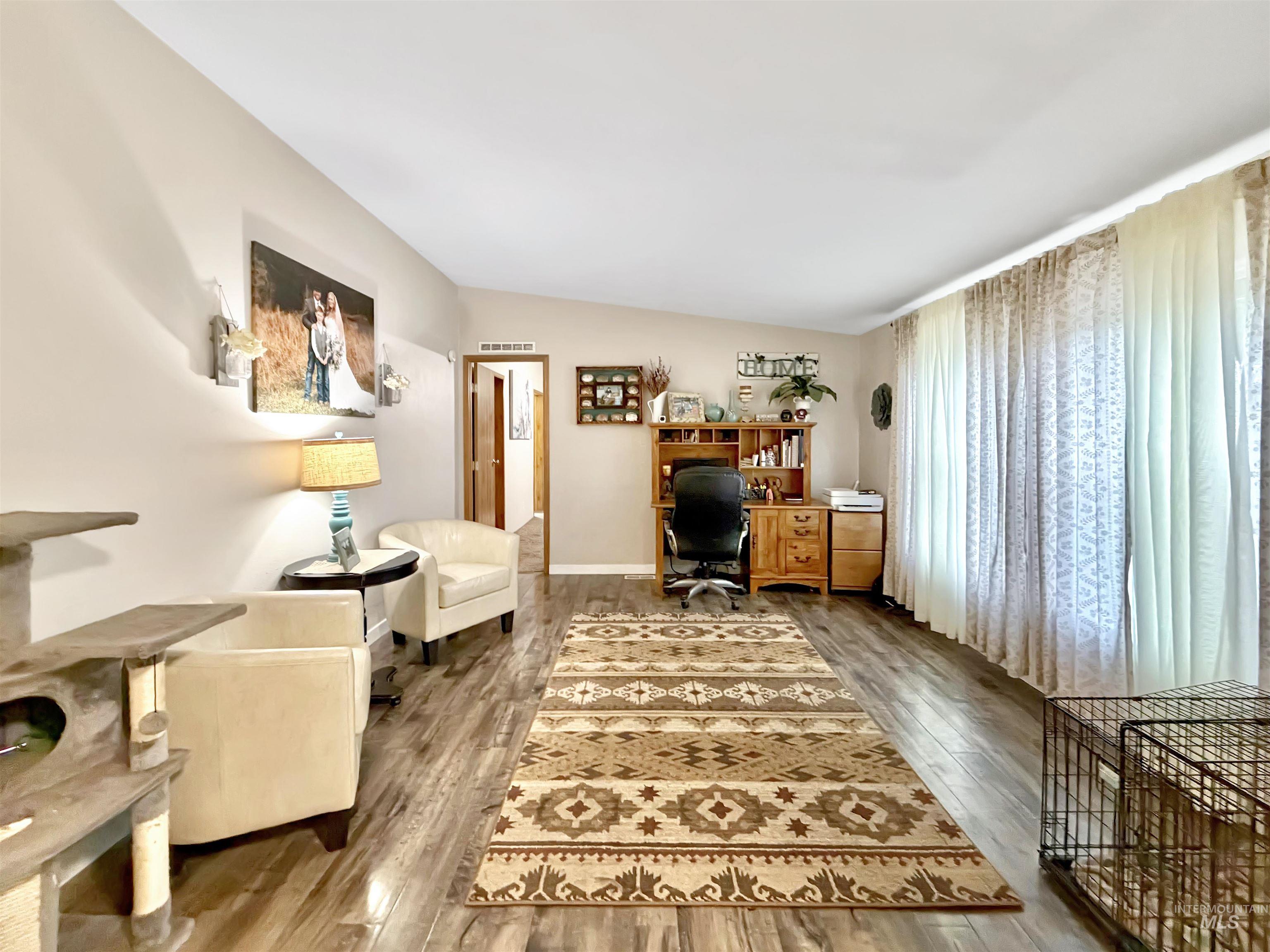 106 Bull Pine Drive, Culdesac, Idaho 83524, 3 Bedrooms, 2 Bathrooms, Residential For Sale, Price $300,000, 98986392