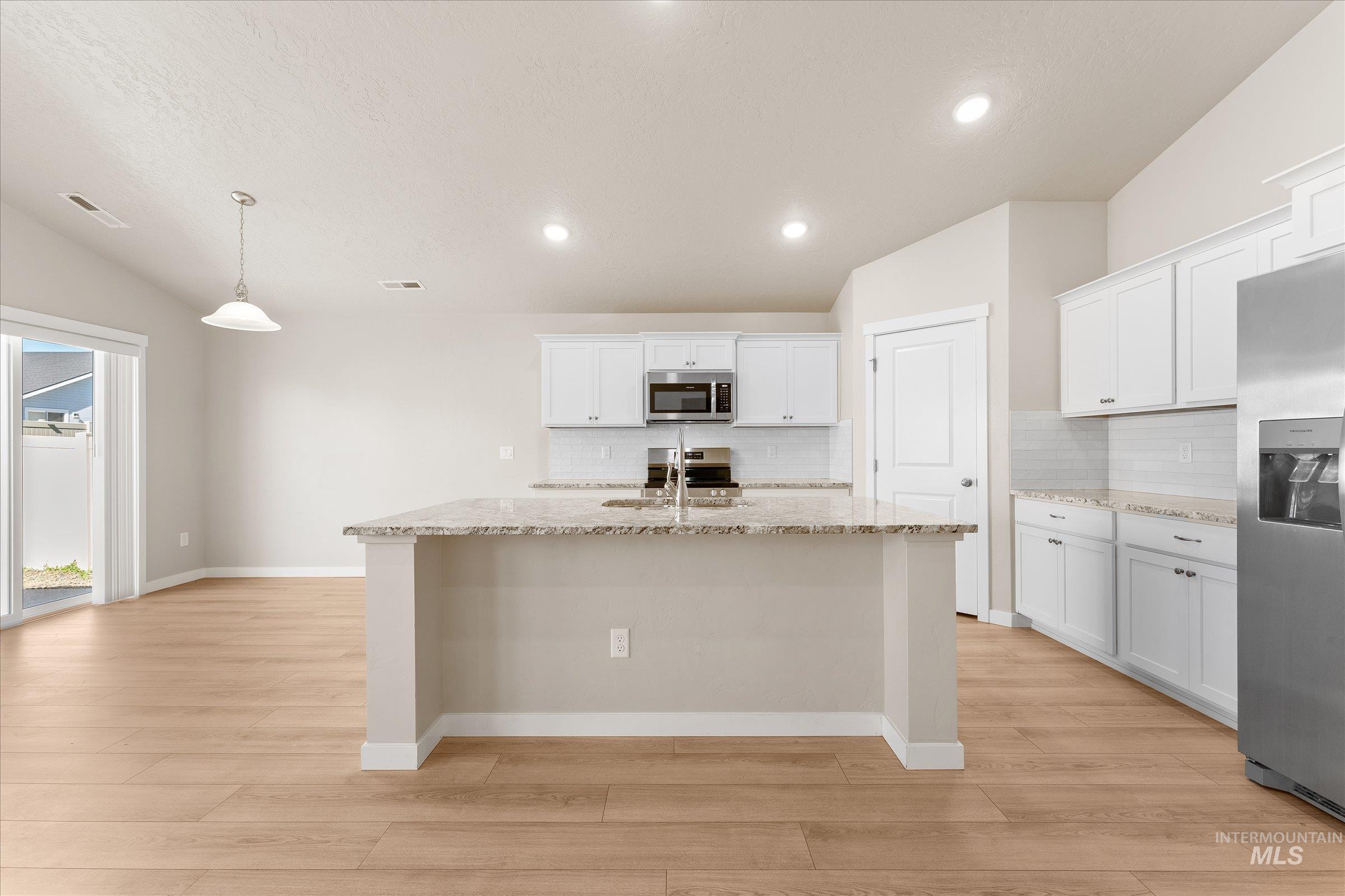 3789 S Walnut Ridge Way, Nampa, Idaho 83686, 4 Bedrooms, 2 Bathrooms, Residential For Sale, Price $489,000, 98986393