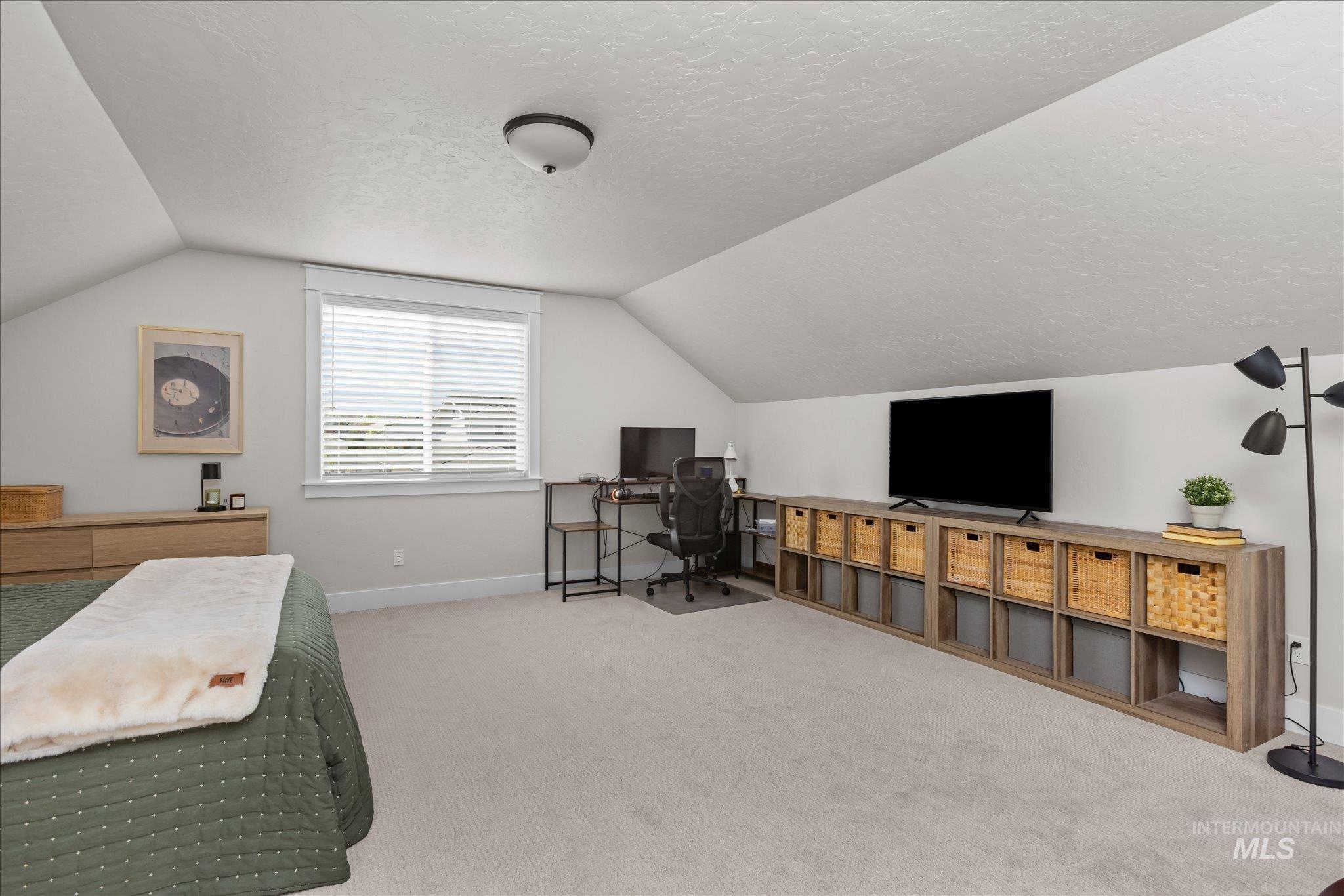 12656 S Farrara Way, Nampa, Idaho 83686, 4 Bedrooms, 3 Bathrooms, Residential For Sale, Price $525,000,MLS 98986394