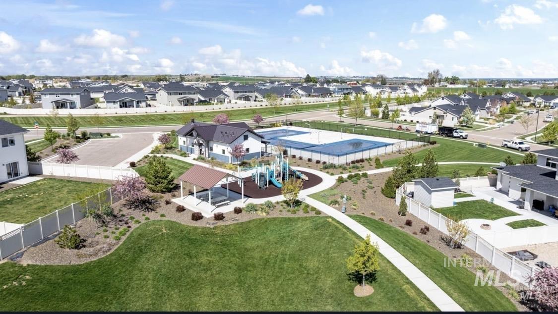 12656 S Farrara Way, Nampa, Idaho 83686, 4 Bedrooms, 3 Bathrooms, Residential For Sale, Price $525,000, 98986394