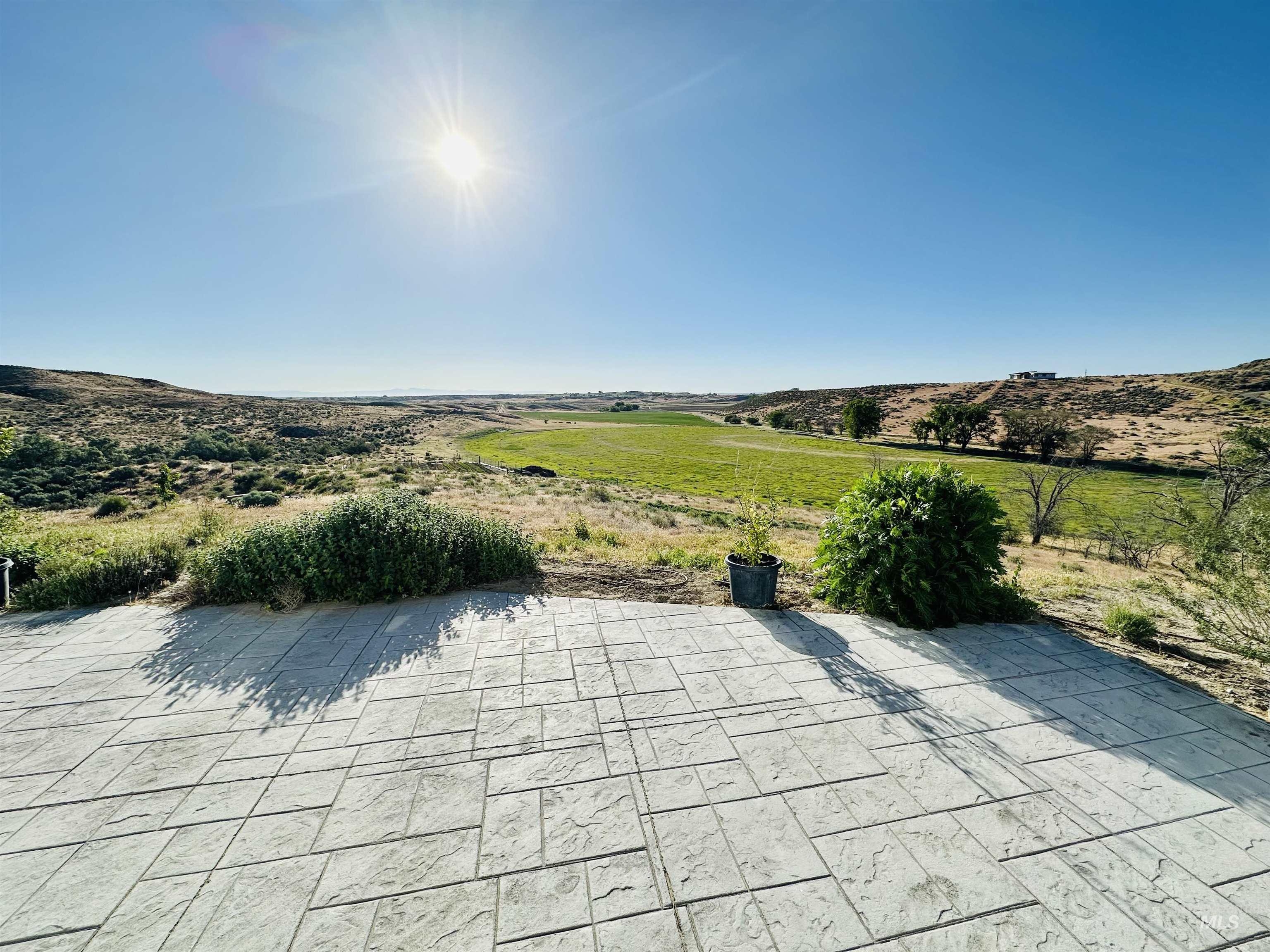 876 Coyote Gulch Rd, Adrian, Oregon 97901, 4 Bedrooms, 5 Bathrooms, Residential For Sale, Price $939,750, 98986395