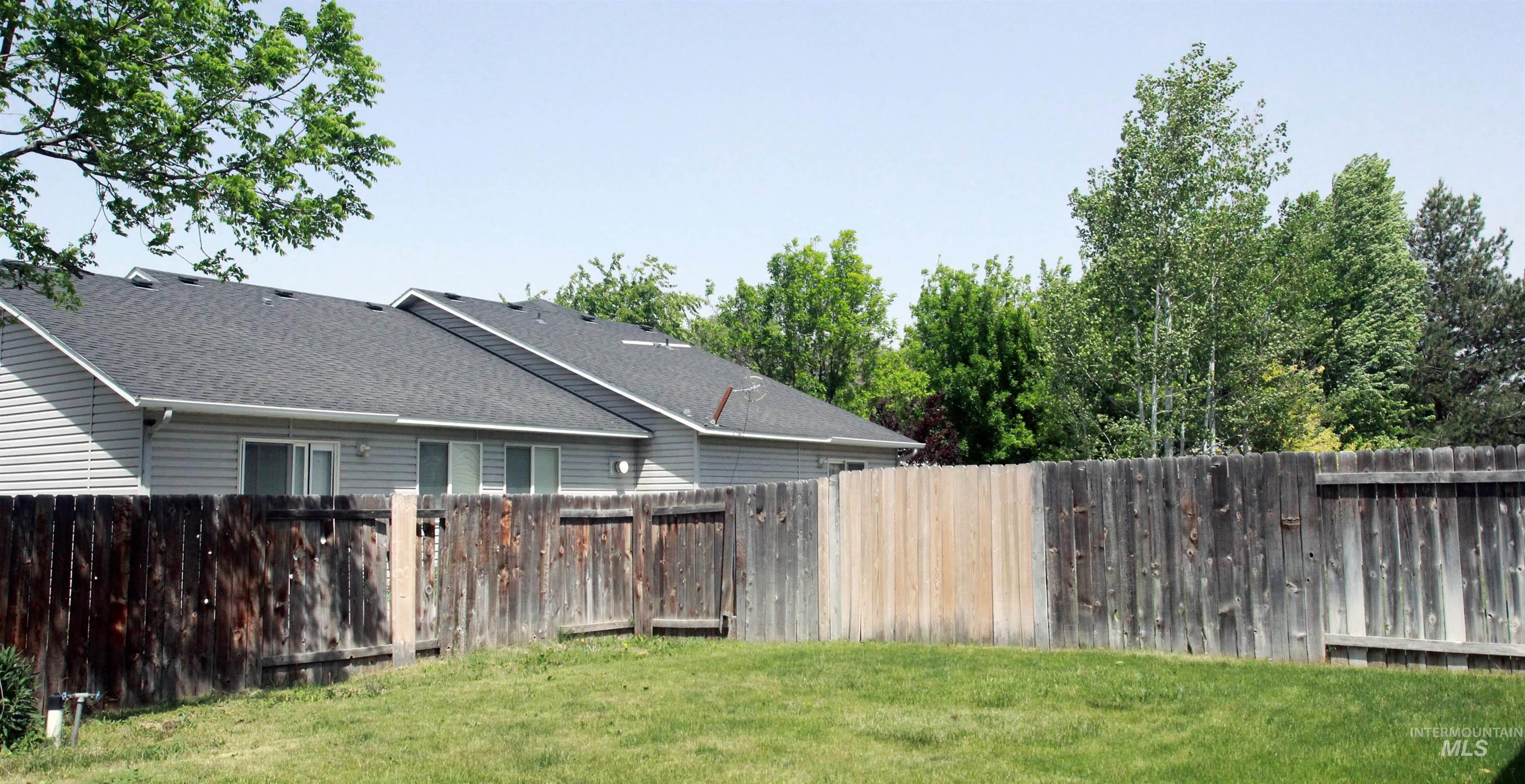 2918 E Ohio Ave, Nampa, Idaho 83686-6730, 2 Bedrooms, 2 Bathrooms, Residential For Sale, Price $291,500, 98986396