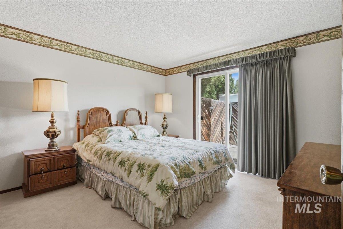 2950 S Auburn, Boise, Idaho 83705, 3 Bedrooms, 2 Bathrooms, Residential For Sale, Price $399,000, 98986397