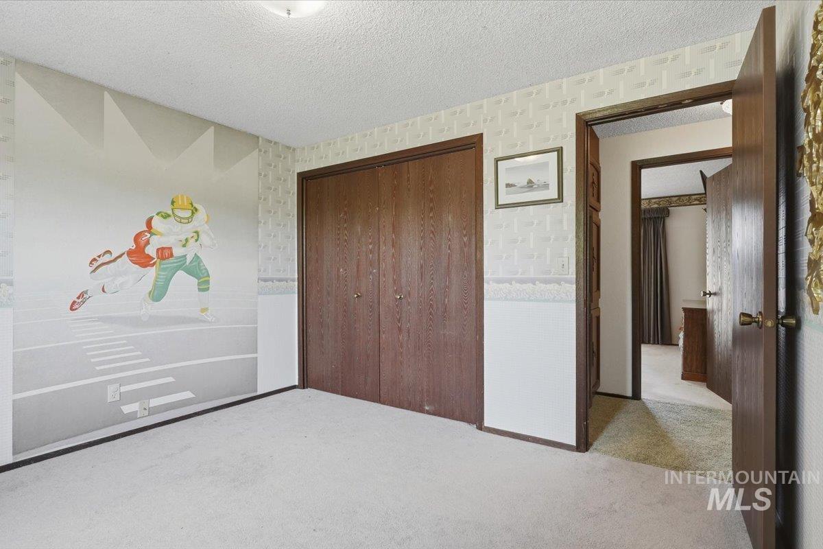 2950 S Auburn, Boise, Idaho 83705, 3 Bedrooms, 2 Bathrooms, Residential For Sale, Price $399,000, 98986397