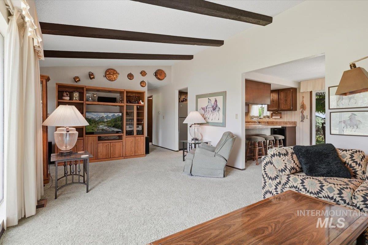 2950 S Auburn, Boise, Idaho 83705, 3 Bedrooms, 2 Bathrooms, Residential For Sale, Price $399,000, 98986397