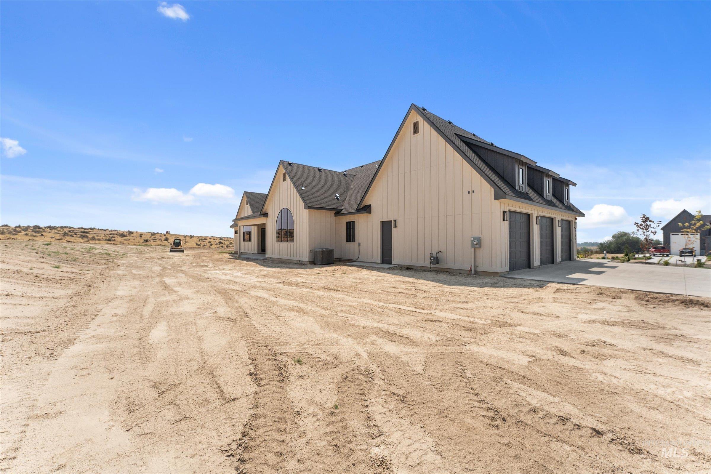 27502 Commerce Comet Way, Caldwell, Idaho 83607, 3 Bedrooms, 2.5 Bathrooms, Residential For Sale, Price $1,149,000,MLS 98986398