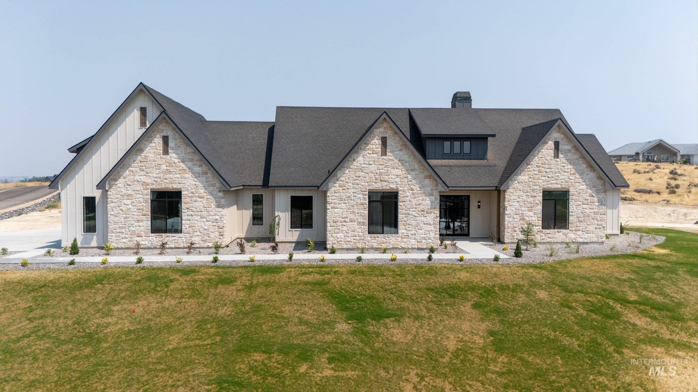 27502 Commerce Comet Way, Caldwell, Idaho 83607, 3 Bedrooms, 2.5 Bathrooms, Residential For Sale, Price $1,149,000,MLS 98986398