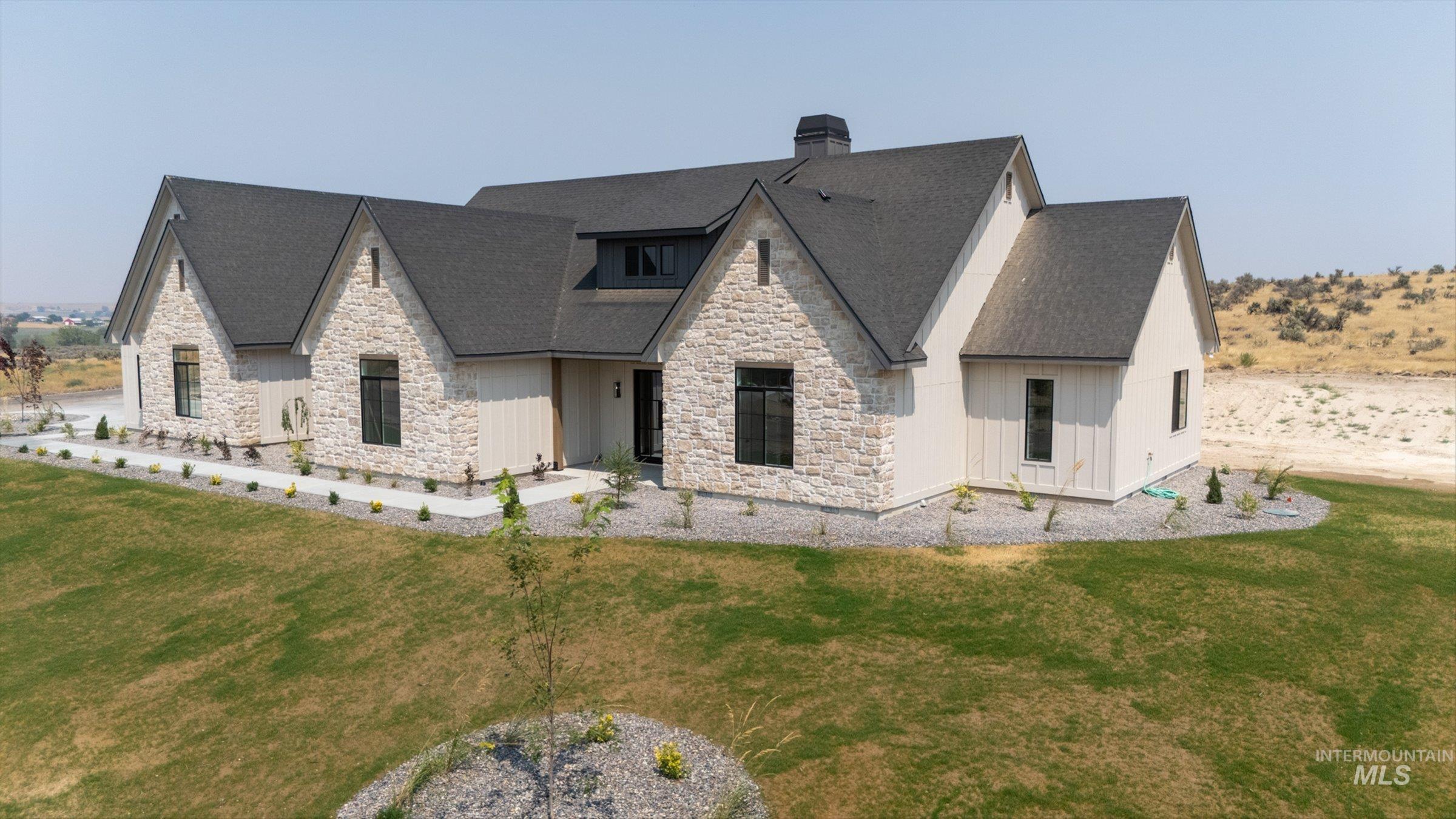 27502 Commerce Comet Way, Caldwell, Idaho 83607, 3 Bedrooms, 2.5 Bathrooms, Residential For Sale, Price $1,149,000,MLS 98986398