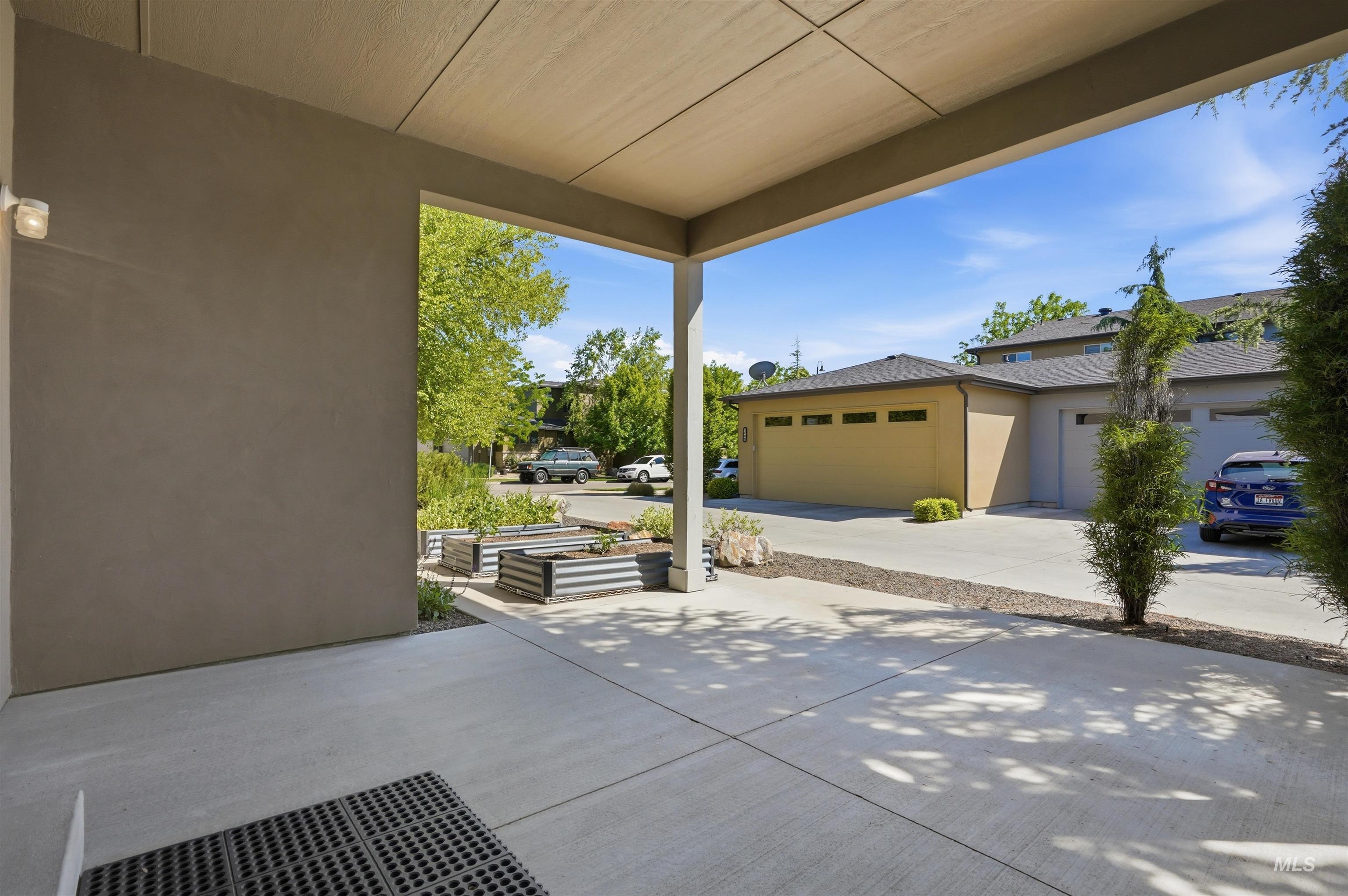2875 Palmatier Way, Boise, Idaho 83716, 4 Bedrooms, 2.5 Bathrooms, Residential For Sale, Price $775,000, 98986399
