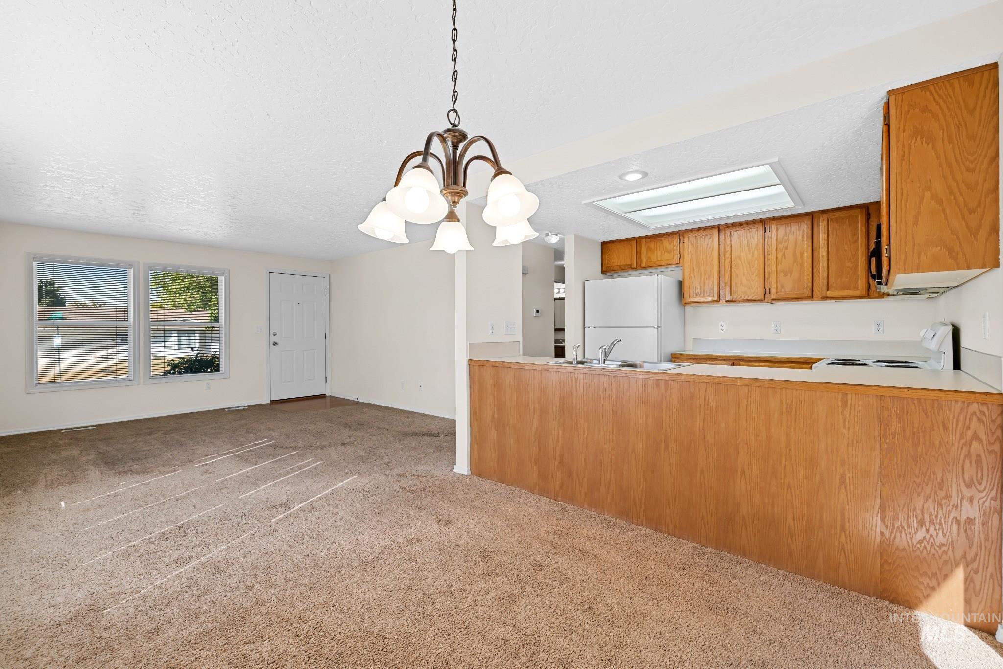 2110/2112 S Juniper St, Nampa, Idaho 83686, 2 Bedrooms, 1.5 Bathrooms, Residential Income For Sale, Price $484,980, 98986400