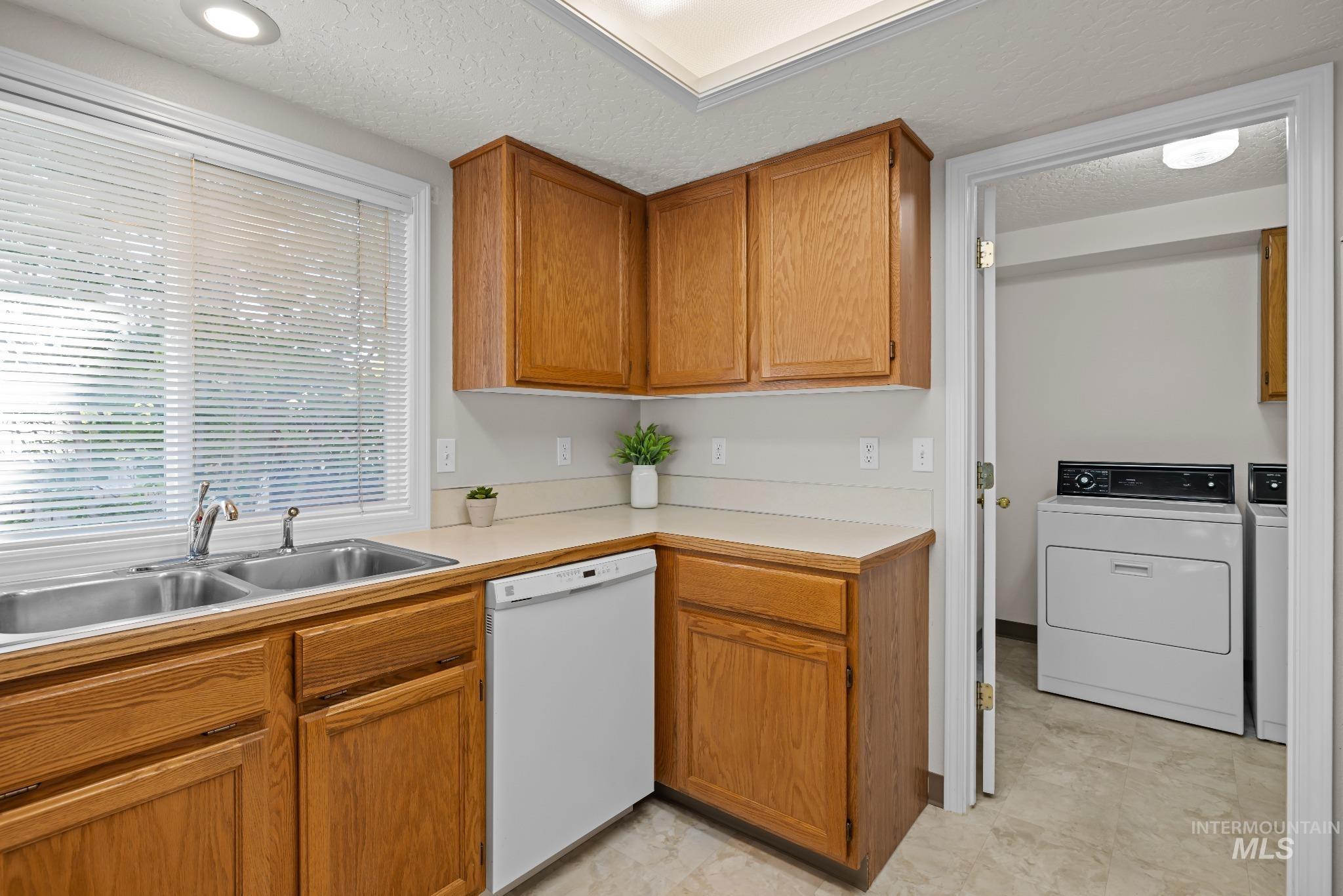 2110/2112 S Juniper St, Nampa, Idaho 83686, 2 Bedrooms, 1.5 Bathrooms, Residential Income For Sale, Price $484,980, 98986400