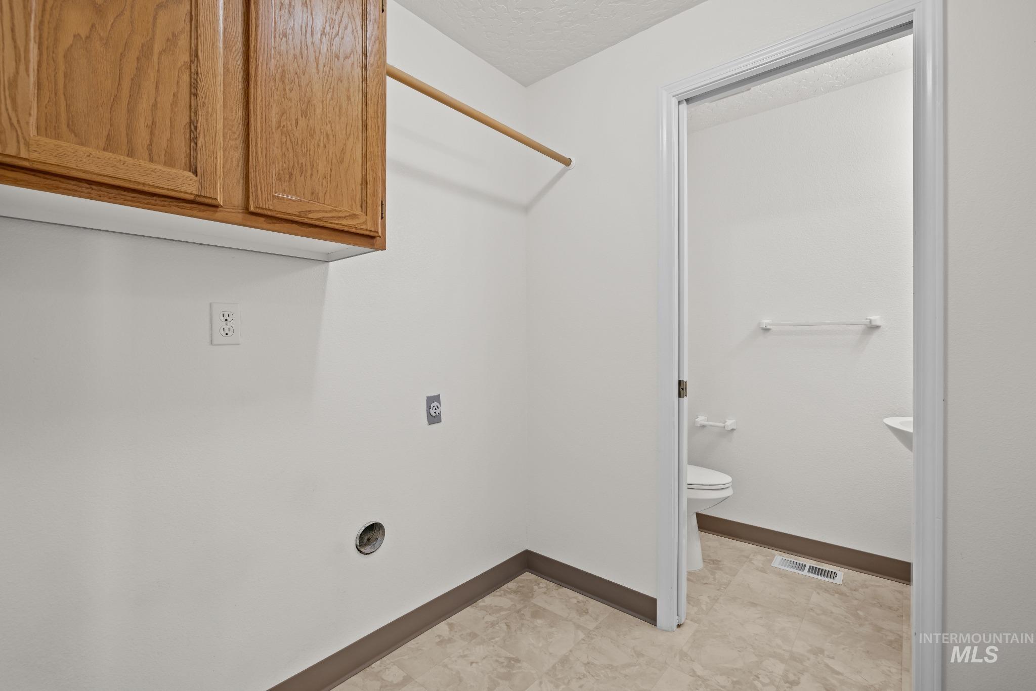 2110/2112 S Juniper St, Nampa, Idaho 83686, 2 Bedrooms, 1.5 Bathrooms, Residential Income For Sale, Price $484,980, 98986400