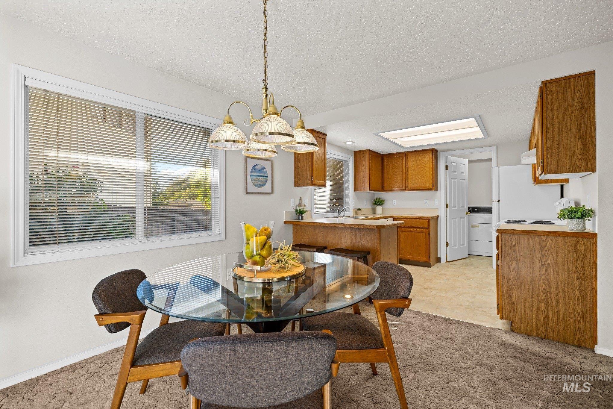 2110/2112 S Juniper St, Nampa, Idaho 83686, 2 Bedrooms, 1.5 Bathrooms, Residential Income For Sale, Price $484,980, 98986400