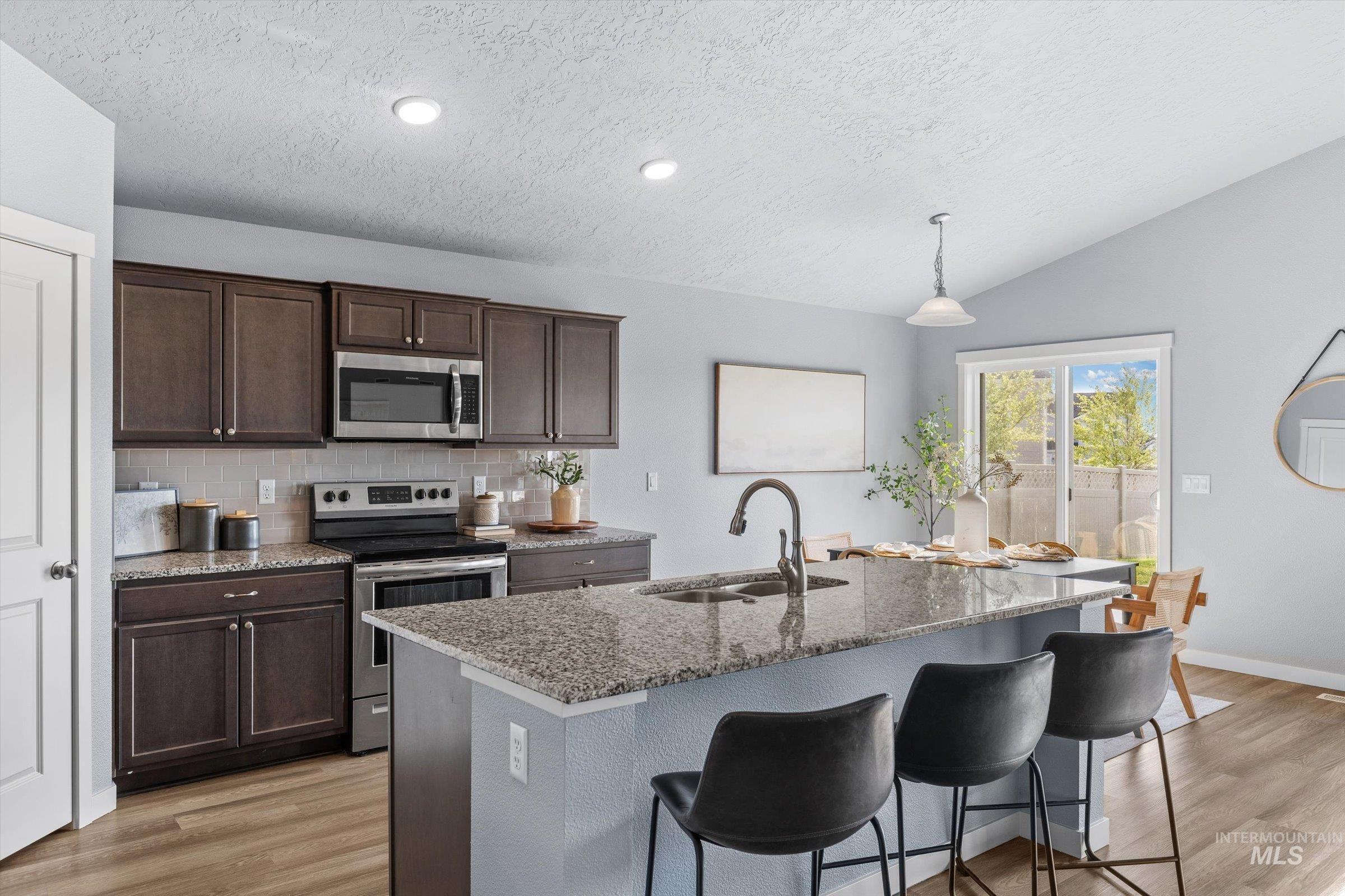 19263 Crazy Bear Way, Caldwell, Idaho 83605, 4 Bedrooms, 2 Bathrooms, Residential For Sale, Price $495,000,MLS 98986401