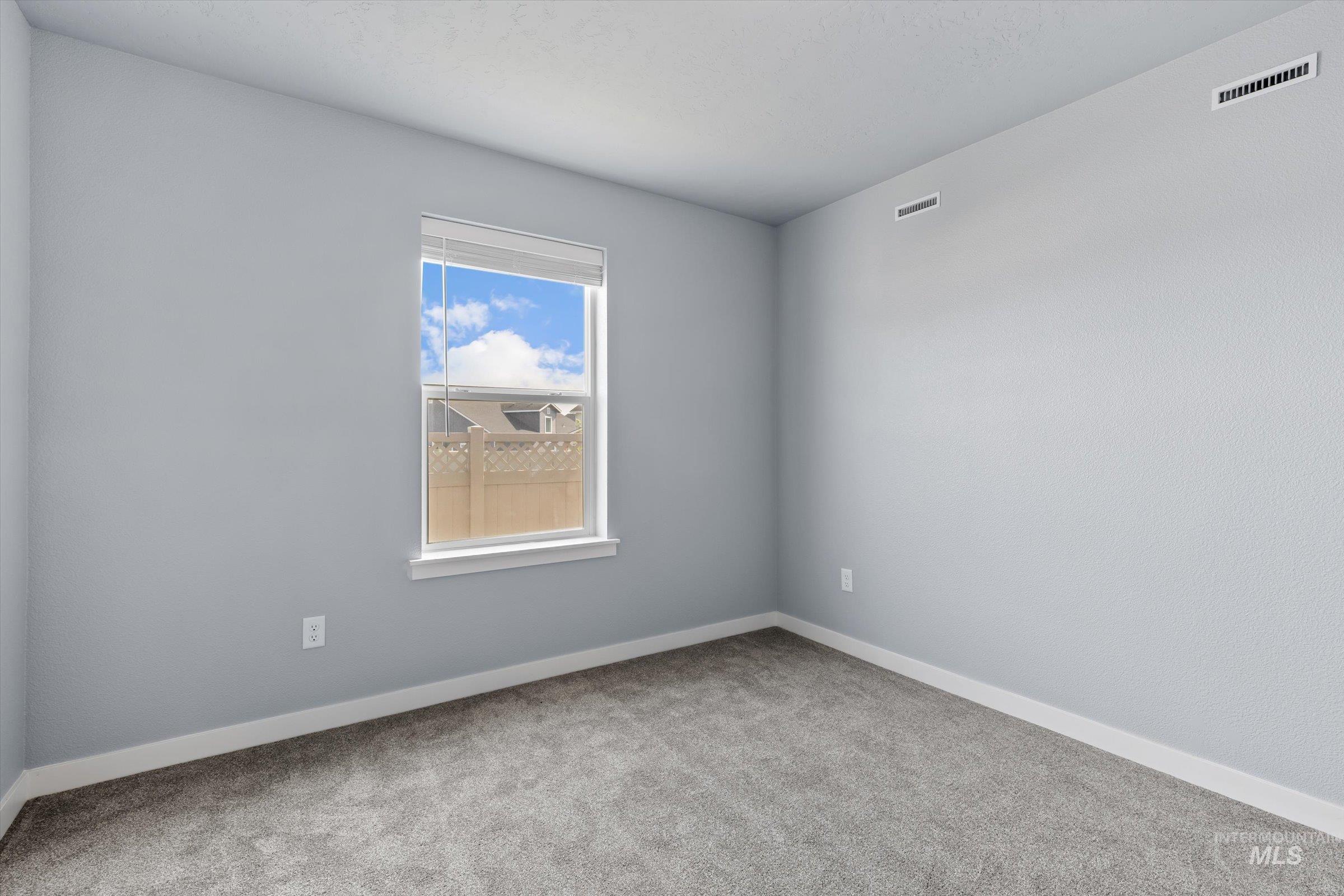 19263 Crazy Bear Way, Caldwell, Idaho 83605, 4 Bedrooms, 2 Bathrooms, Residential For Sale, Price $495,000,MLS 98986401