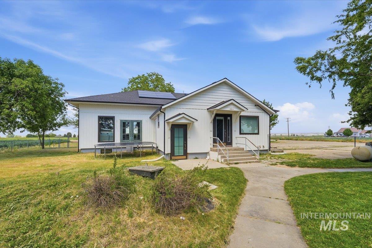 18611 Upper Pleasant Ridge Rd, Caldwell, Idaho 83607, 7 Bedrooms, 4 Bathrooms, Residential For Sale, Price $499,000,MLS 98986402