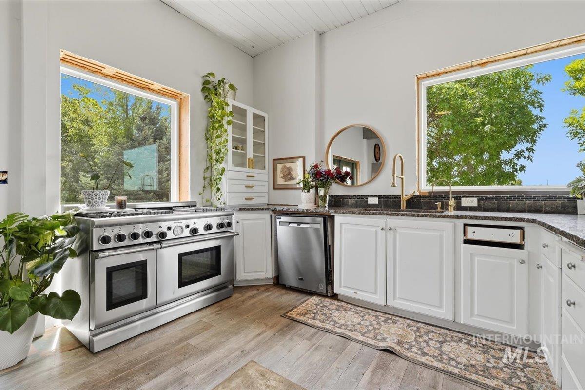 18611 Upper Pleasant Ridge Rd, Caldwell, Idaho 83607, 7 Bedrooms, 4 Bathrooms, Residential For Sale, Price $499,000,MLS 98986402