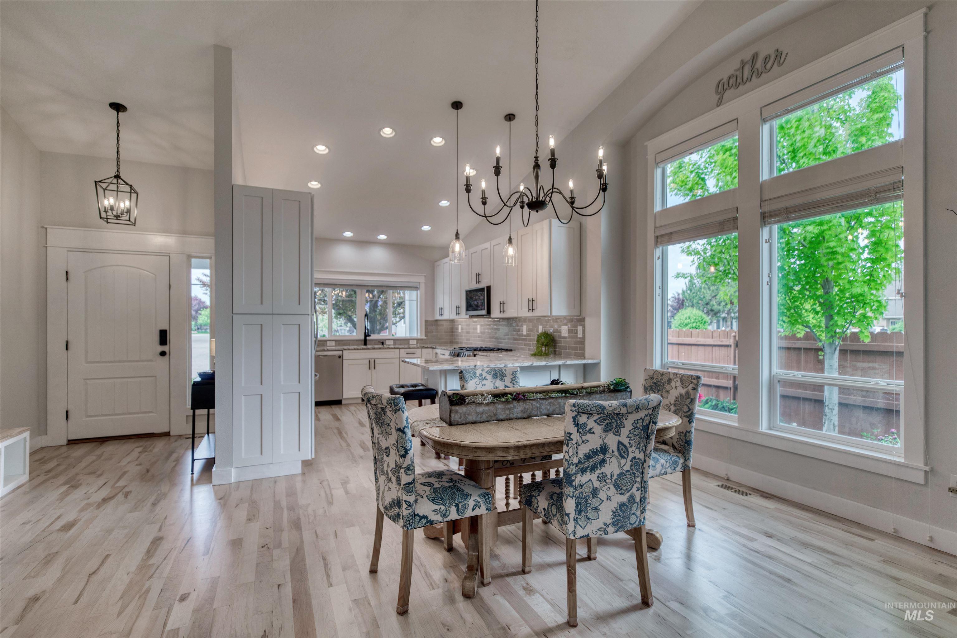 12420 W Murchison St, Boise, Idaho 83709-5590, 3 Bedrooms, 2.5 Bathrooms, Residential For Sale, Price $595,000,MLS 98986403
