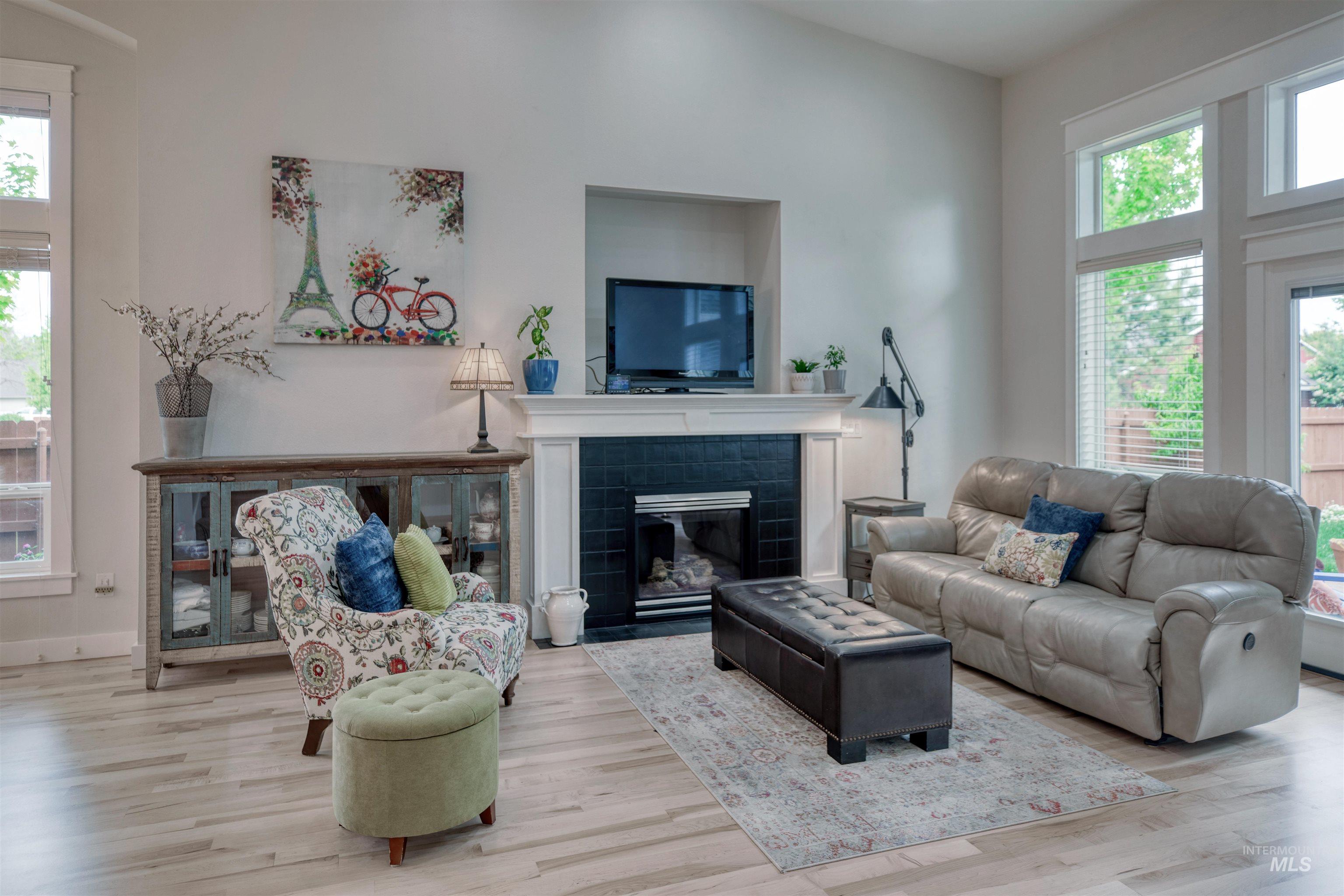 12420 W Murchison St, Boise, Idaho 83709-5590, 3 Bedrooms, 2.5 Bathrooms, Residential For Sale, Price $595,000,MLS 98986403