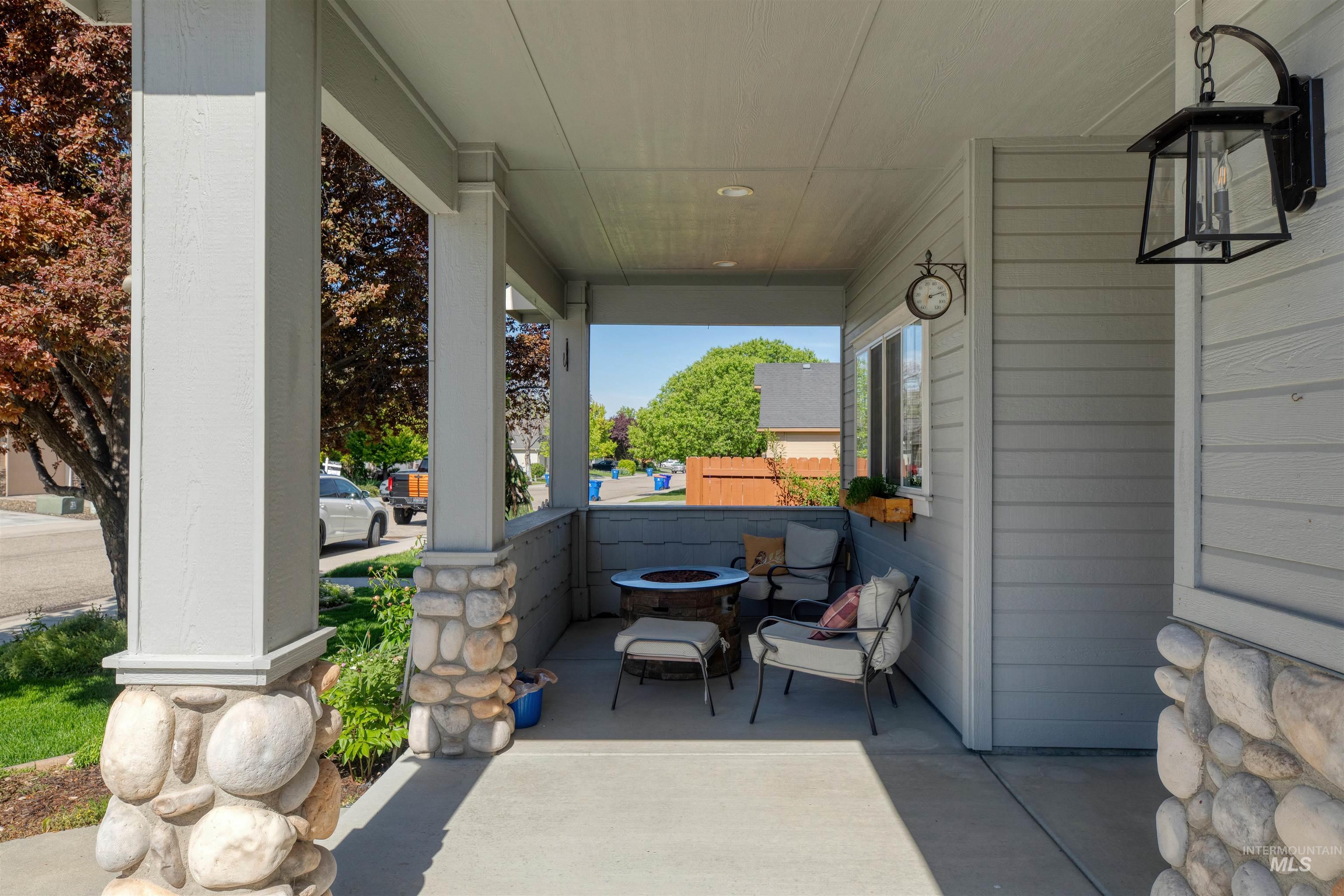 12420 W Murchison St, Boise, Idaho 83709-5590, 3 Bedrooms, 2.5 Bathrooms, Residential For Sale, Price $595,000,MLS 98986403