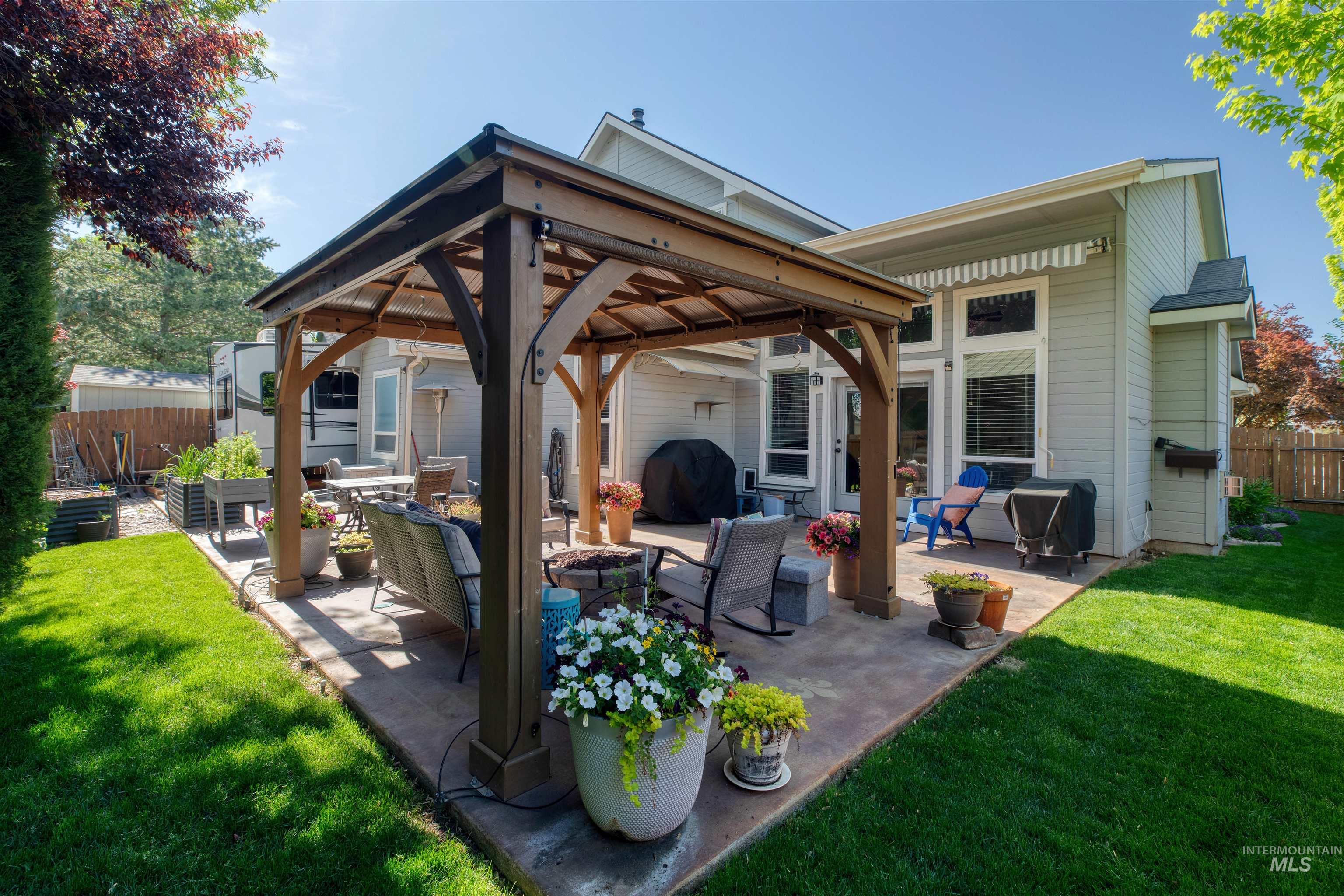 12420 W Murchison St, Boise, Idaho 83709-5590, 3 Bedrooms, 2.5 Bathrooms, Residential For Sale, Price $595,000,MLS 98986403