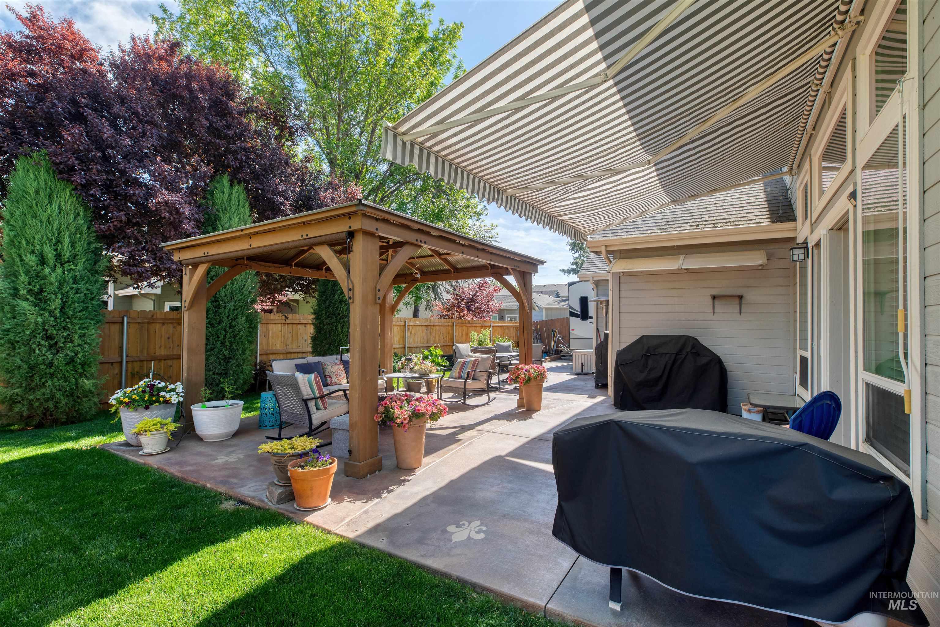 12420 W Murchison St, Boise, Idaho 83709-5590, 3 Bedrooms, 2.5 Bathrooms, Residential For Sale, Price $595,000,MLS 98986403